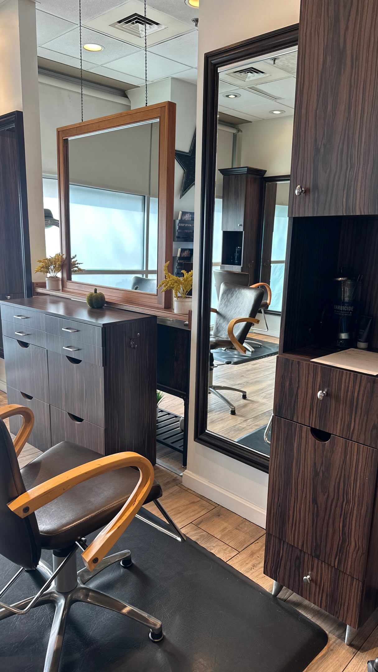 We 🤍 the busy weekends at the salon!
As we head into this busy season, appointments are filling up quickly, so be sure to book your next visit soon. We can’t wait to see you! ✨
Online booking available at nijoli.com