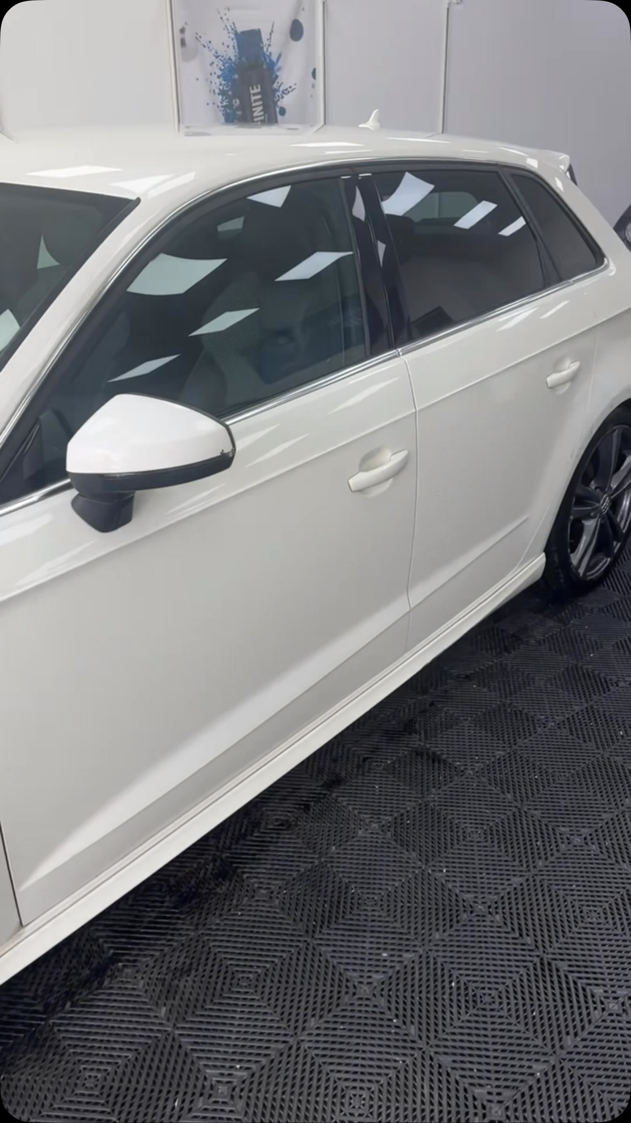 What we thinking on who done it?
#cargraffiti #cardamage #detailers