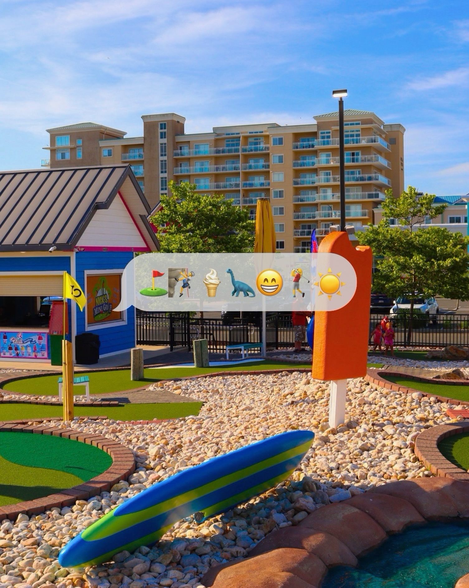 Rise and shine… it’s mini golf time!! 🤗
Come join the fun at Nick’s Mini Golf! Whether you’re here to enjoy a round of mini golf or heading over to 21st Street for our Ropes Course, there’s something for everyone!