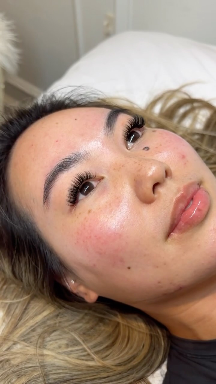 The wet lash look by Miriam ✨
Glossy, defined, effortless — for that fresh, just-out-of-the-water finish without the mascara.
Book your lash appointment at Prép Beauty Parlour.
