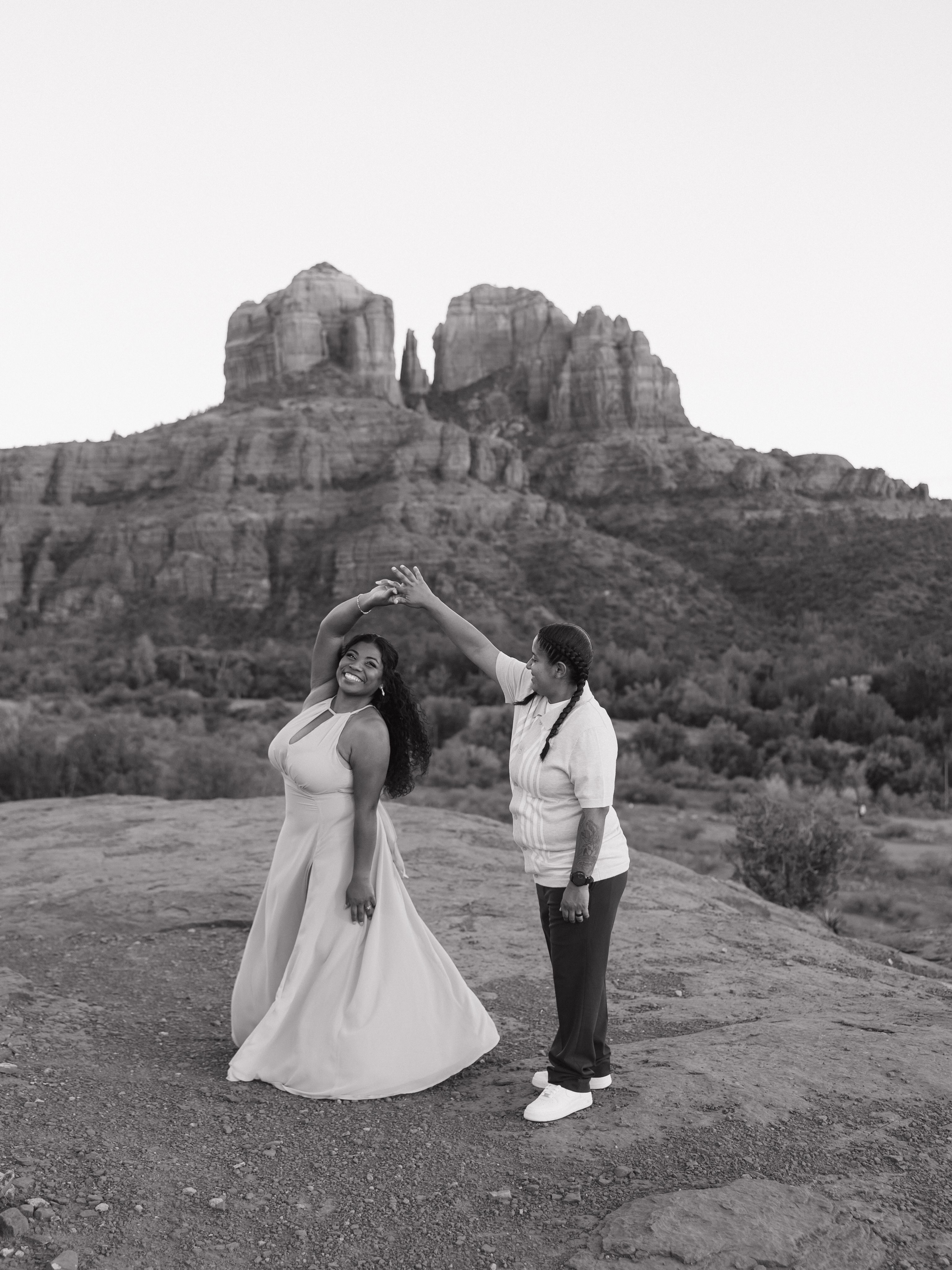 Today is the day for Shonda & April! We have been working with the couple for so long and gotten to see their last couple of years together planning their future together! Seeing them at open houses and hearing the updates has been something we look forward to with Shonda and April, and we can’t believe the big day is officially here! We are beyond proud to be their wedding planners, and cannot wait to celebrate their love story today!! 💞🥂🤍🫶
📷
@goodeye.photography