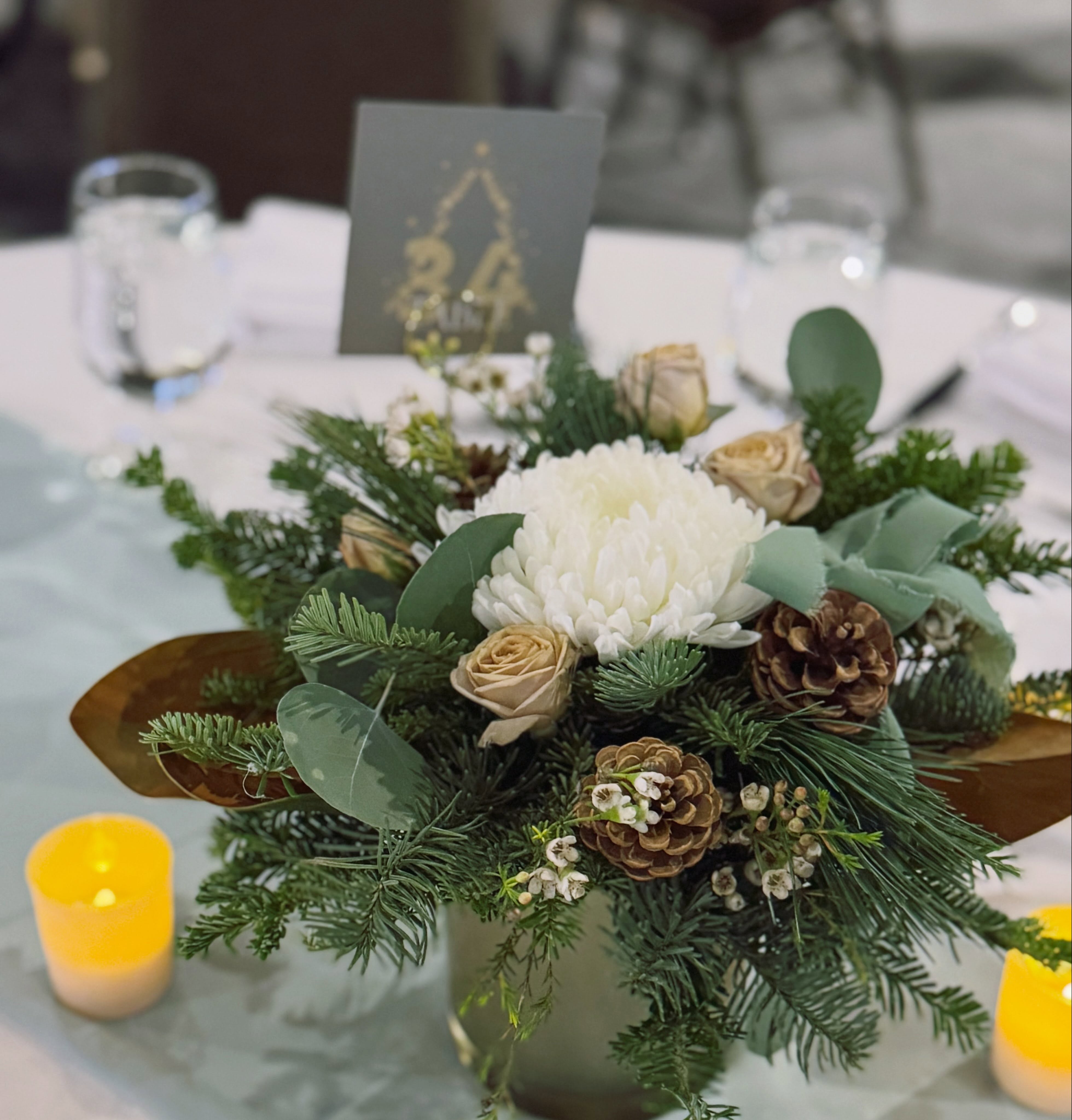 Corporate Christmas Functions — We’re Booking Now! 🎄
Planning a small staff get-together or a larger corporate Christmas function? Let Dutchess Flower Company help set the tone with beautiful, custom-designed table arrangements. ✨
Our floral arrangements can add that special touch to your Christmas gathering — and afterwards, they can even be given away as thoughtful staff or client gifts!
We love creating for Christmas functions and making each event feel special, festive and beautifully put together. 🌿🎄
Now is a great time to get your date booked, as our Christmas season fills up quickly!
Inquire with Dutchess Flower Company to reserve your date and discuss your floral needs 🌲✨ dutchessflwrs@gmail.com 403-789-2018