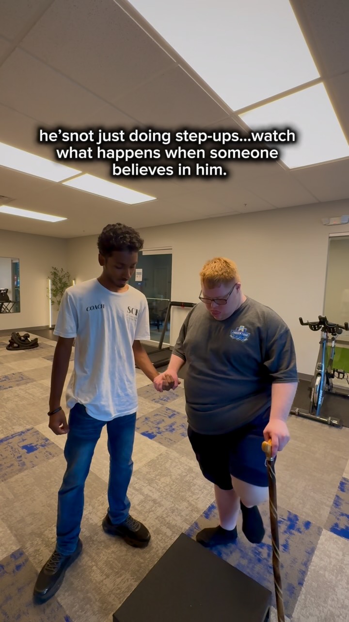 This is what inclusion looks like.
Not lowering the standard.
Just giving someone the support to reach it.
Everybody belongs. Period.
#DownSyndrome #disability #fyp #fitness #viralvideo