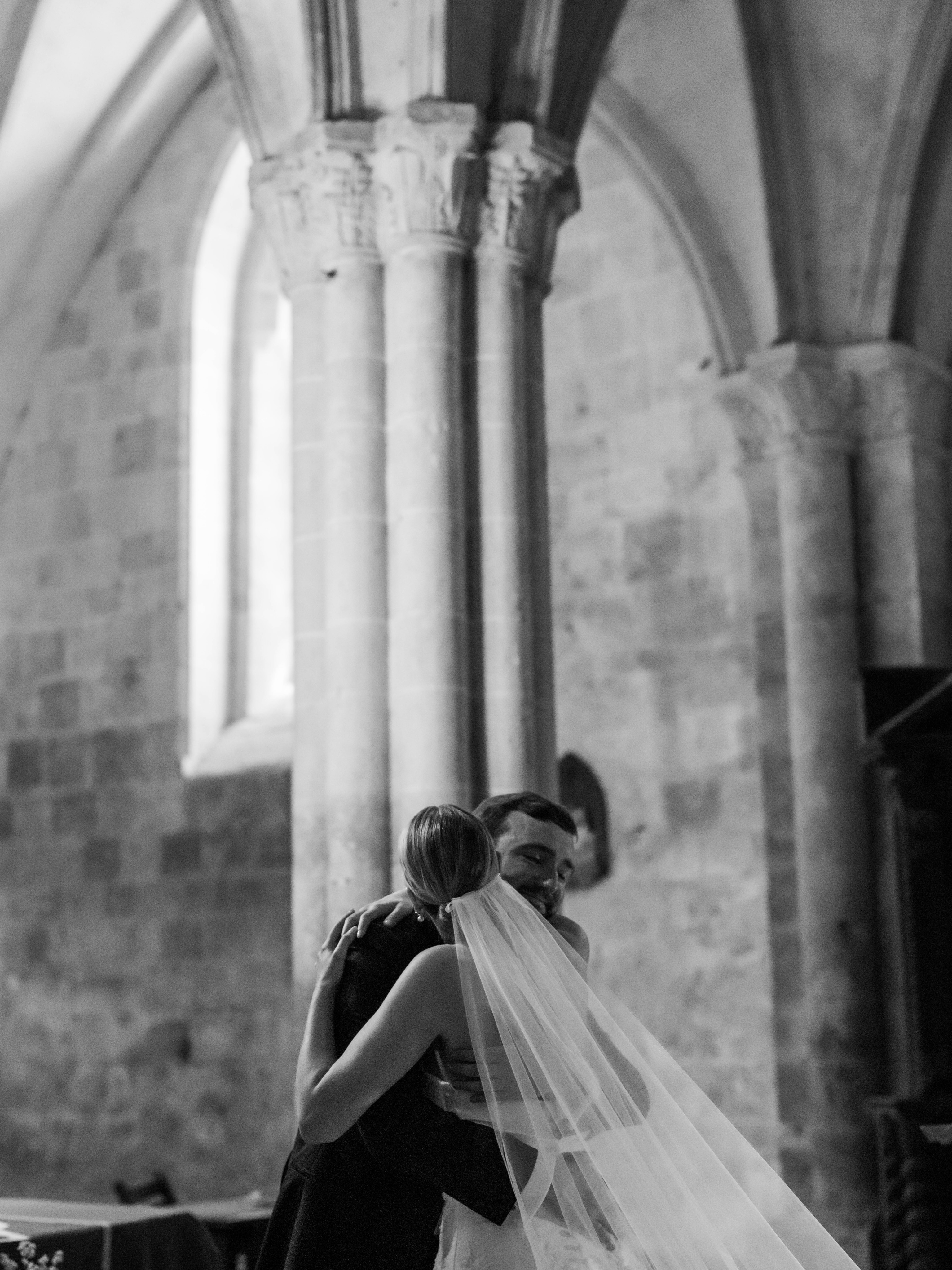 Laura & Tanner decided to exchange their vows in an intimate setting before the big ceremony, and we absolutely loved it 🤍
Planner @sun_day_wedding
Venue @chateaudepoudenas
Photographer @marcb.wedding
Videographer @memento.videography
Florist @rosettefleuriste
Caterer @grainesfertiles_traiteur
DJ @nuptiamusic
Furniture @cocotteetcoquette @apslocation
HMUA team @njfancy @_barbaraleone
Soulmates @_laura.the.explora @tmbrusko