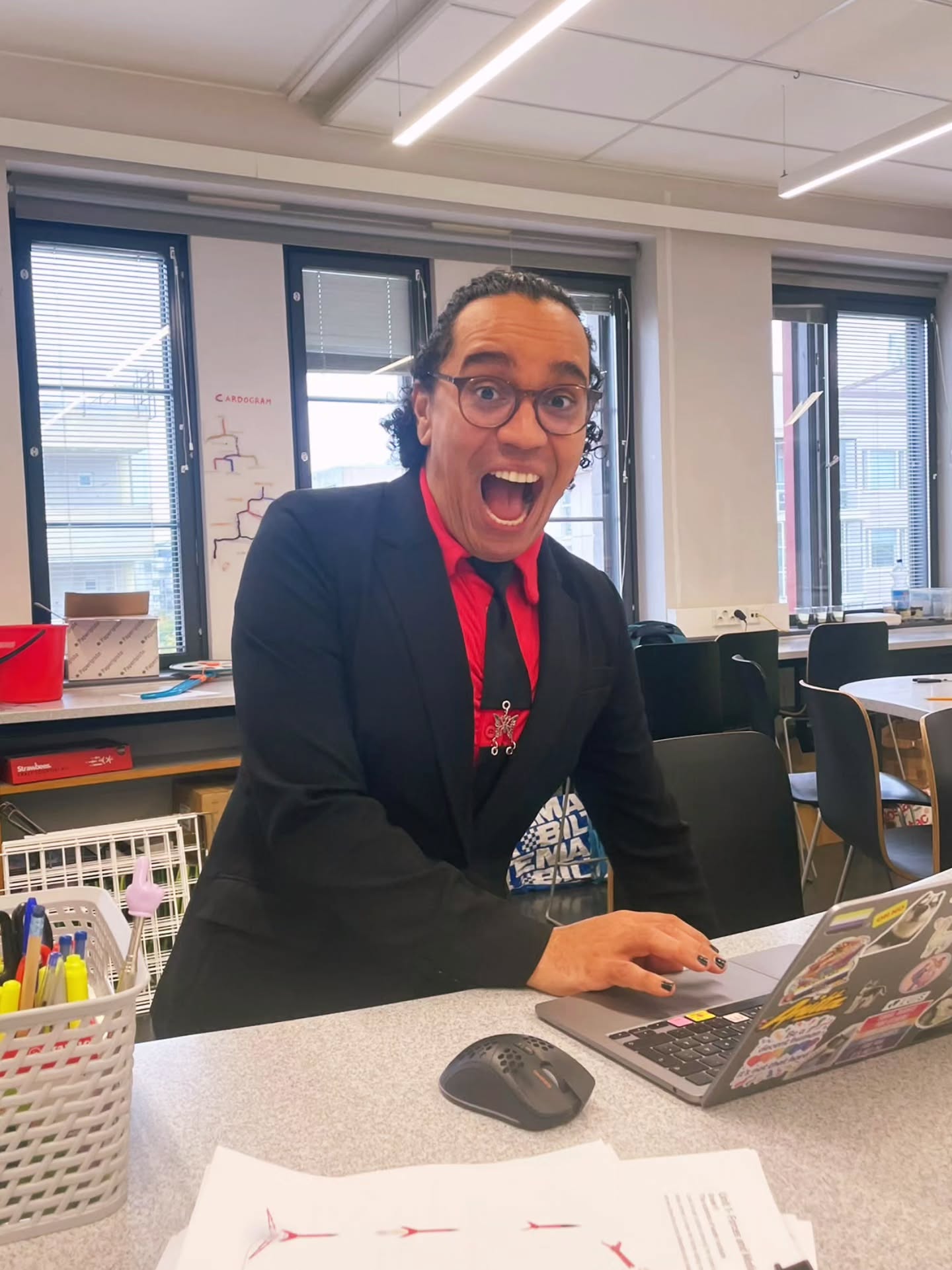 @aggity caught me planning my eventful science lessons 🧪
This academic year has been pretty fun - Chemistry + Science + Theatre group = best of all words! 🤗