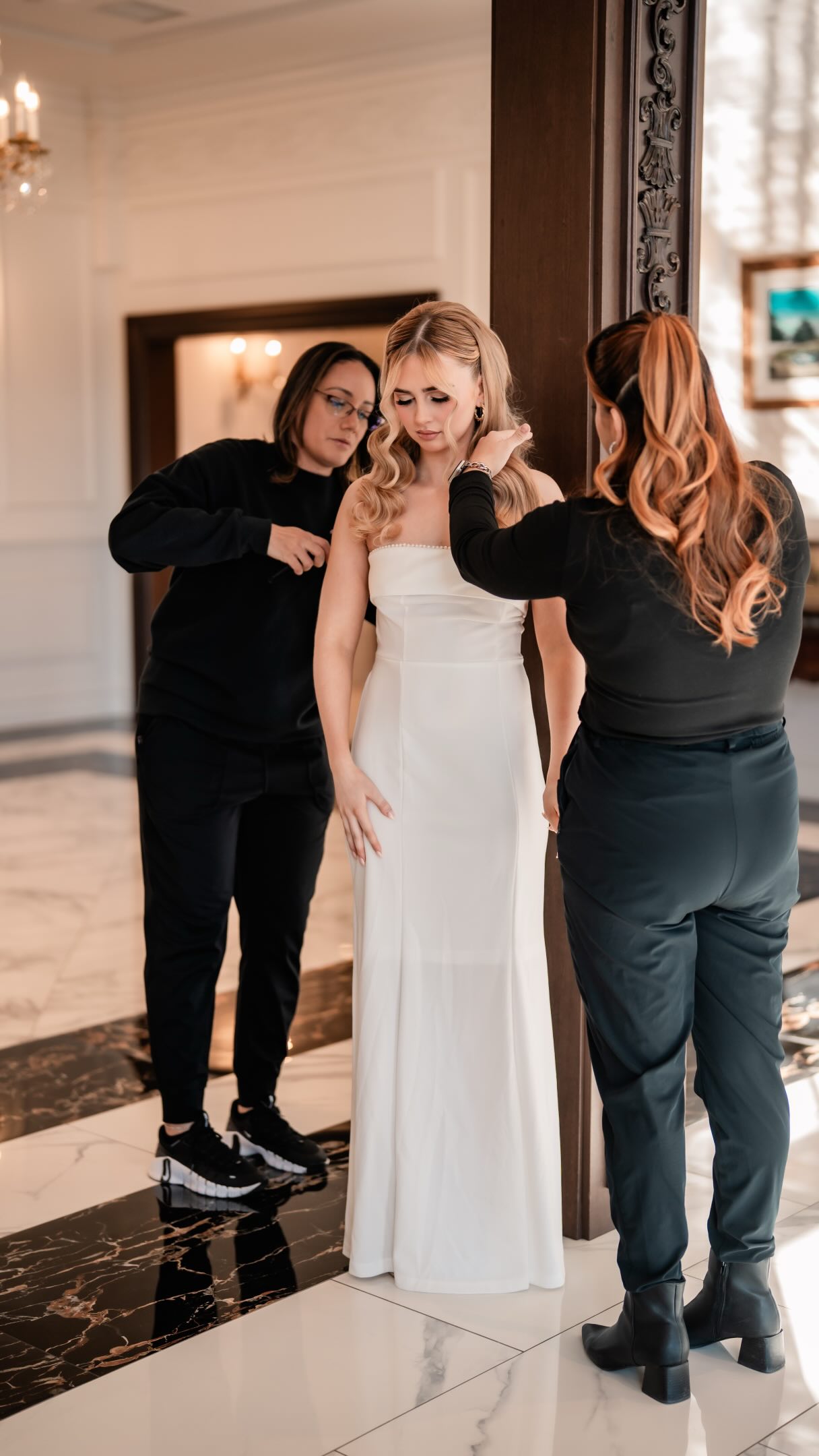 If I had to describe Beauty and the Blush in 10 words😉
#glamteam #bridalteam #hairandmakeup #2027brides