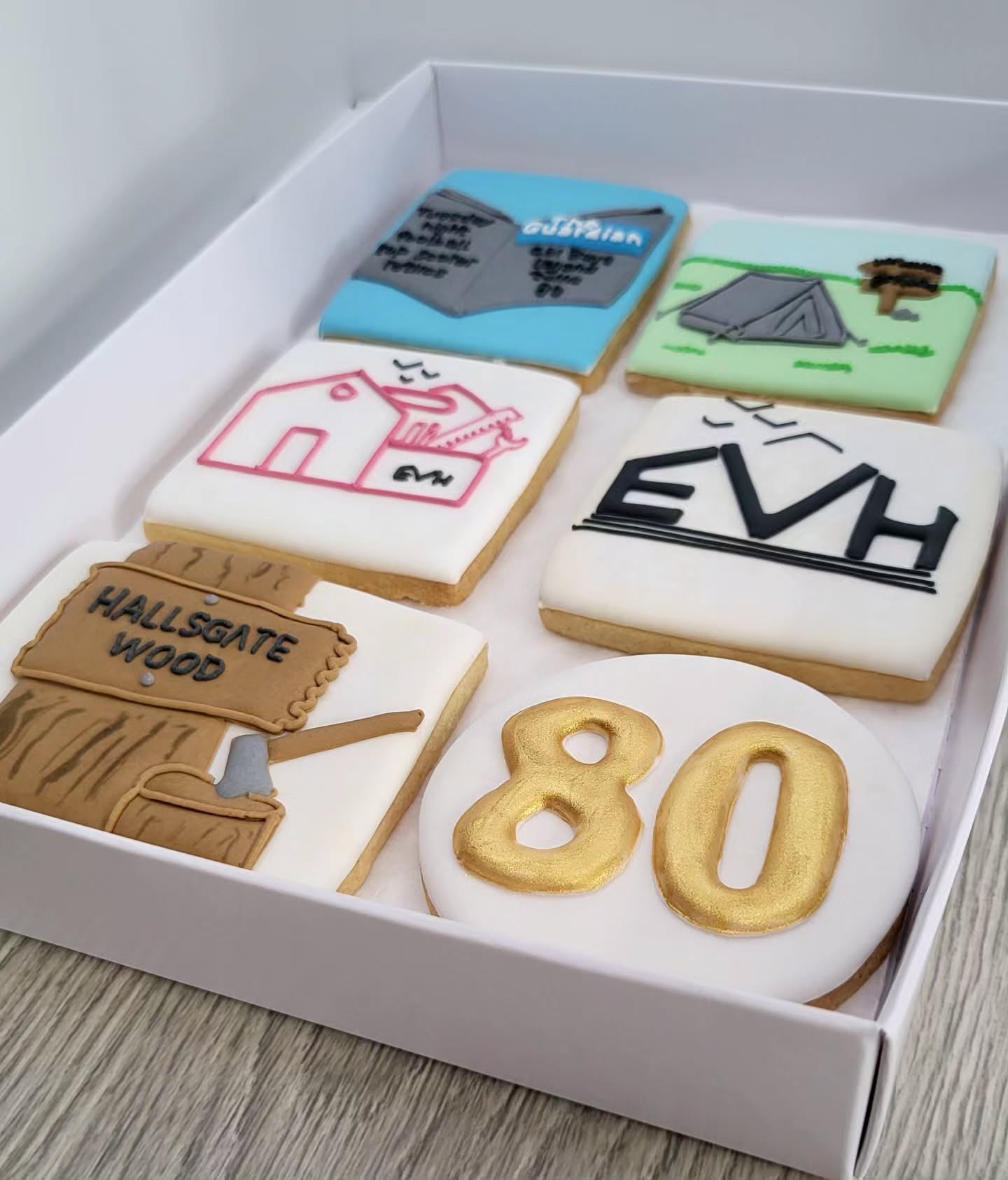 80 years. A lifetime of stories. And a whole lot of biscuits. 🥹
Every biscuit was personalised around the things he loves, the places he’s been, his hobbies and all the details
There was a LOT to fit onto biscuits from the brief, but I think I captured it perfectly. 🥰
I loved creating this set and bringing all those little details to life. 🤎
Swipe through to see how they came together ➡️
#personalisedbiscuits #custombiscuits #birthdaybiscuits #birthdaymilestone #cookiedecorating