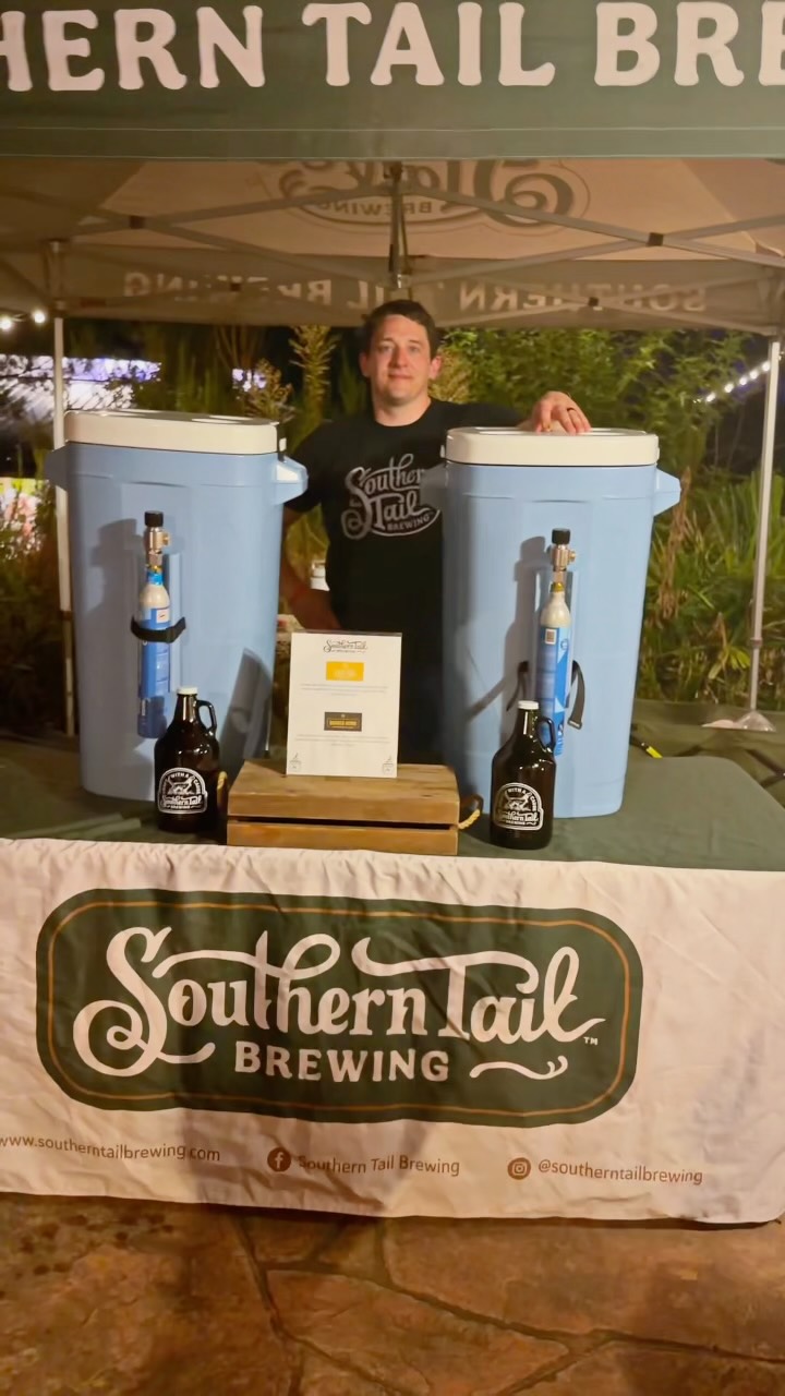 We can’t believe it’s already been almost a week since Zoo Brew. Time flies when you’re having fun!
Thank you, @littlerockzoo , for having us, and to everyone who stopped by to try our Exit 140 Cream Ale and Braver Hund Märzen Lager. We can’t wait until next year! 🐾🍻
#SouthernTailBrewing #ZooBrew #LittleRockZoo #LittleRockEvents #ArkansasCraftBeer