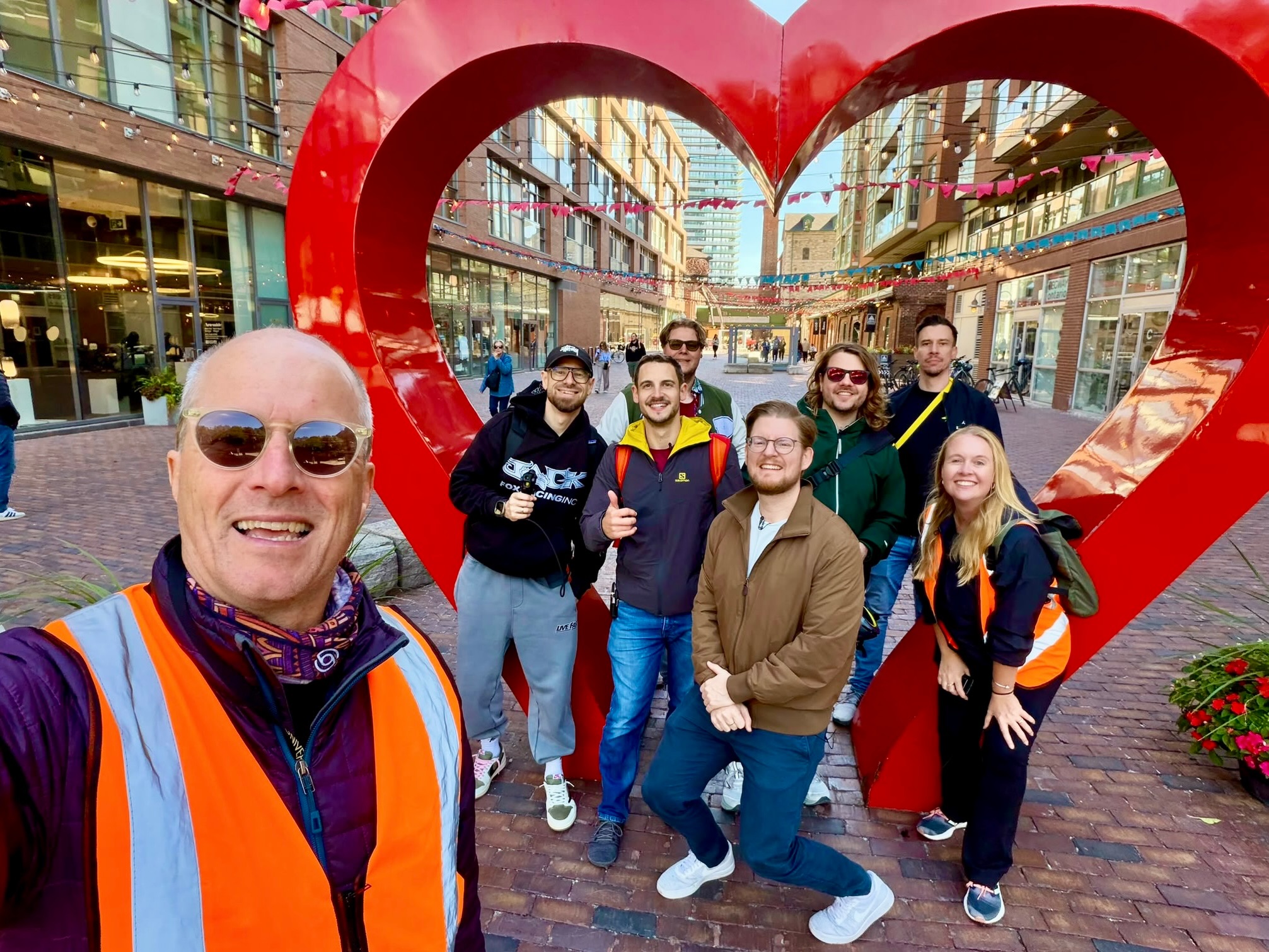 That was fun! 🇩🇪🧡🚲
Huge thanks to @pietsmiet, the German streaming crew who rolled through Toronto with us yesterday. Ana and Toby showed the crew the city the way locals see it, starting right here in our home turf, the Distillery District, with the obligatory stop at the big red heart.
Toby and Ana, you made it look easy! @pietsmiet come back anytime and bring the chat.😄
Want to see Toronto from the inside? Link in bio.
📍Distillery District, Toronto
#PedalToronto #WillkommenInToronto #CyclingTours #Streamers #DestinationToronto