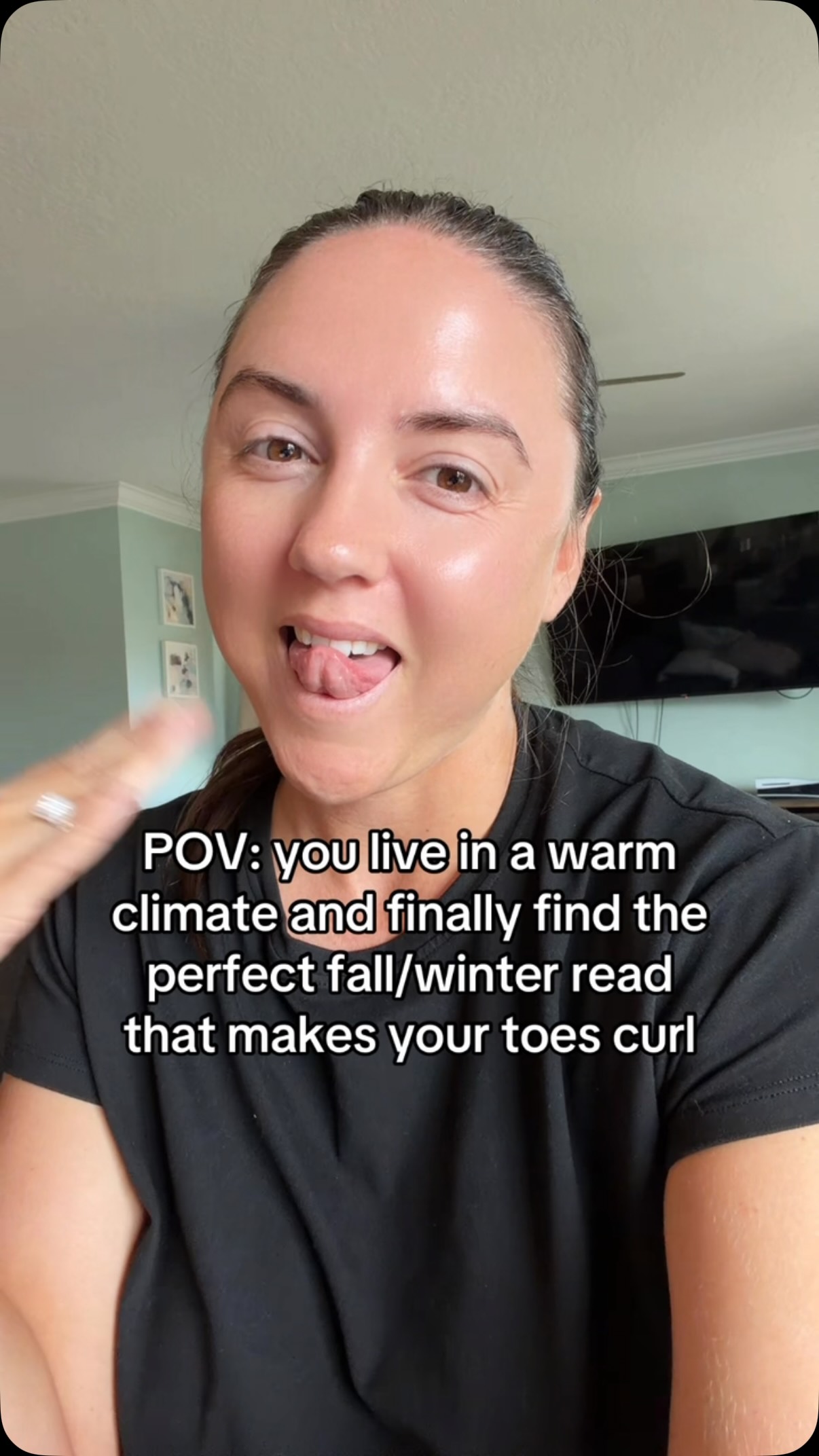 They might be snowed in together, but they know how to keep each other warm ๐ฅต
#steamyromancebooks #forcedproximitybookrecs #kindleunlimitedromance #winterromance #grumpysunshinebooks