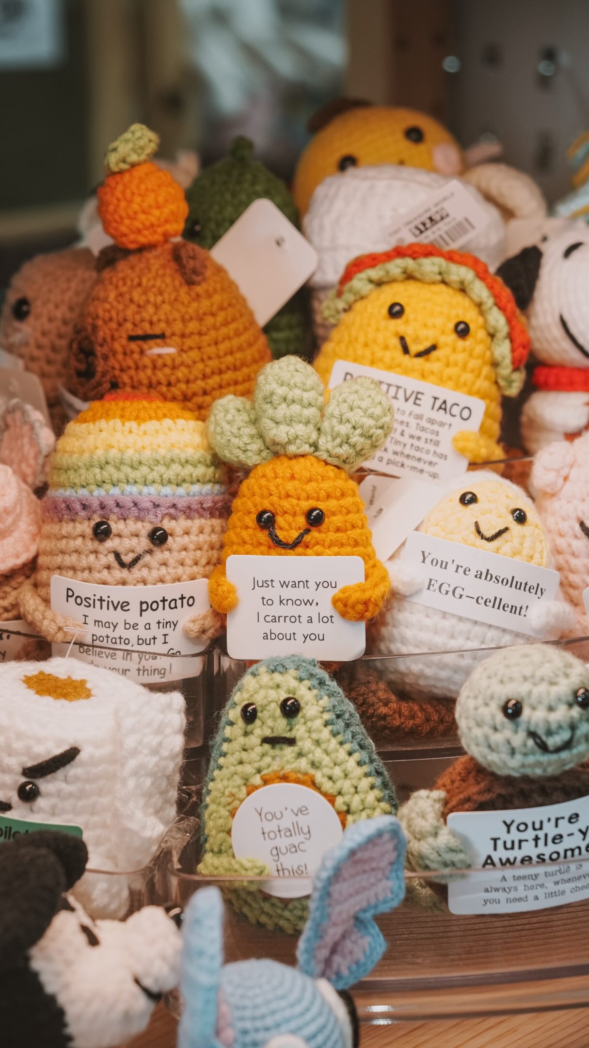 Crochet people, this rack is going to be a problem 🧶🌷
Handmade flowers, tiny characters and the kind of pieces you need to inspect from every angle! @tiny_treasures_au has landed at the Melbourne Royal Show.✨
Flowers or characters, what are you picking?👀
🎡 Melbourne Royal Show 2026
📍 Retail Pavilion, Melbourne Showgrounds
📅 Thu 24 Sept – Sun 4 Oct 2026
🕤 9:30am – 7pm daily
Come find @tiny_treasures_au on the Lollipop Collective racks and pick your favourite in person. 🧶