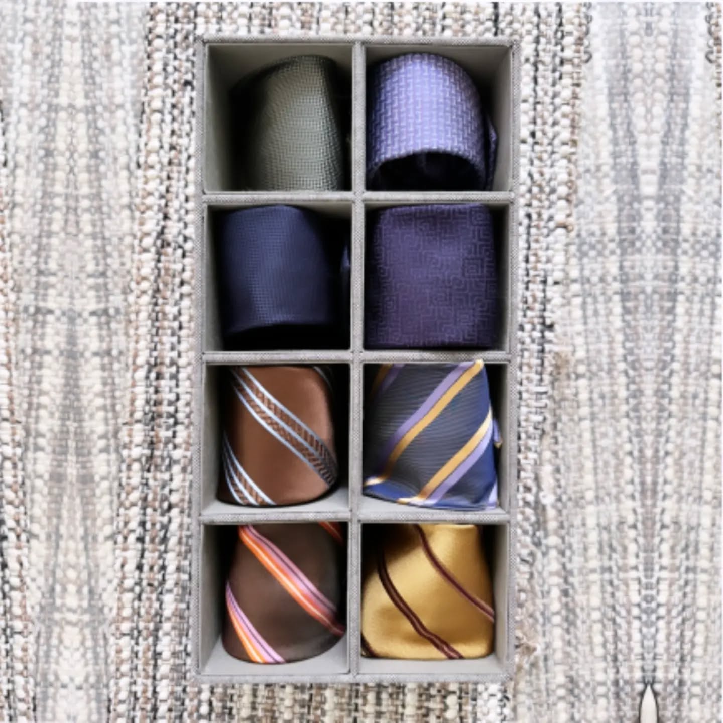 Preventing another "honey, where's my ___________?" with professional closet organizing.
#organizerforbusyparents #organizeforstressfreemornings #closetorganization #bayareaorganizer #amscotthome