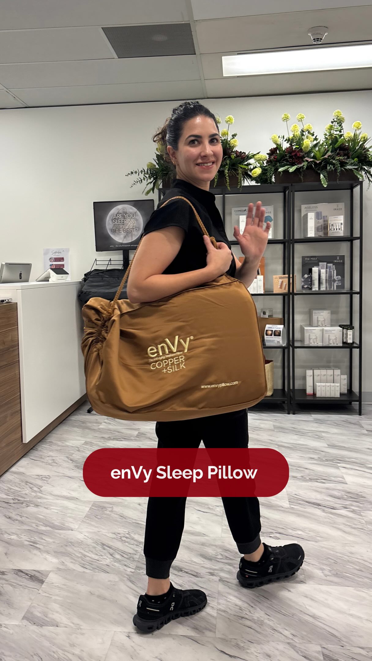 Are you sleeping with the best? 🤍
Your beauty sleep deserves an upgrade! ✨
The Envy Pillow combines an ergonomic latex design with a luxurious silk-infused copper cover.
🤍 Head, neck & spinal support
✨ Silk-infused copper cover
🫧 Copper’s antimicrobial properties
💫 Helps minimize facial compression & the appearance of sleep lines
Anti-aging doesn’t stop when you go to bed 🌙
✨ 10% OFF your first purchase
#EnvyPillow #BeautySleep #AntiAging #Skincare #SkinRejuvenation