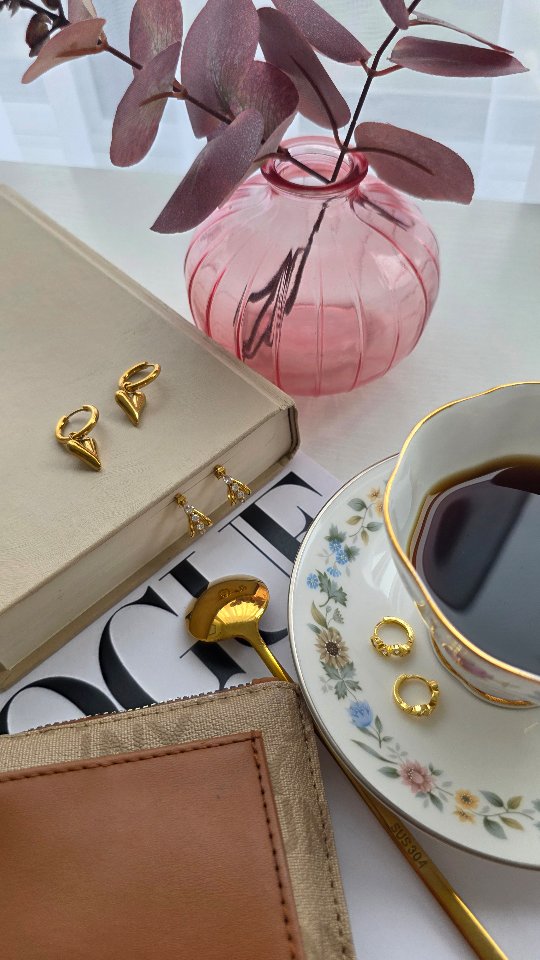 Fall in love with our new Autumn Collection. Explore the latest arrivals on our website now! 🍂🍂🤎☕️
Otoño esta aqui y nuestra nueva colección tambien. Conoce todas las bellezas que tenemos para ti en nuestro sitio web 🤎🍂☕️🍂