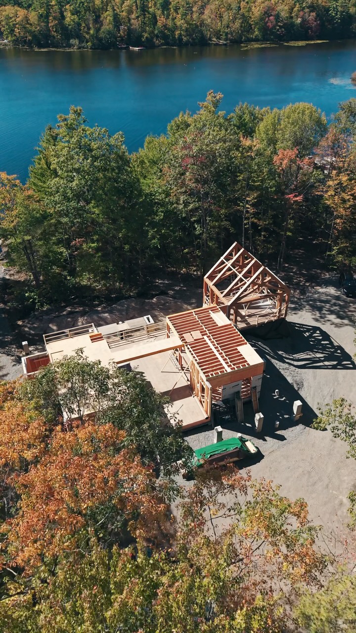 From the boathouse to the garage, this custom built property is taking shape.
#custombuild #muskokalife #garagegoals
Up at the garage, a steel platform for the stairs came in by crane and were welded into place on site. Down at the lake, the cottage is beginning to take shape.
Stay tuned for more progress on this cottage!
Follow @pattymacbuilt for more home & cottage builds.
Follow @spencerdouglasmuskoka for design inspiration.
.
.
.
Built by: @pattymacbuilt
Design by: @spencerdouglasmuskoka
Steel Stairs: @steelhaus_inc
Finishing Material: @centurymilllumber
Roof: @advancedroofing_sheetmetal // @euroshieldroofing
Structural Timber: @pineridgetimberframe
Plumbing: @gravenhurstplumbing
HVAC: @smhomecomfort
Garage Doors: @muskokagaragedoors
Windows and Doors: @muskokalumber
Masonry: @steenhofstoneworks