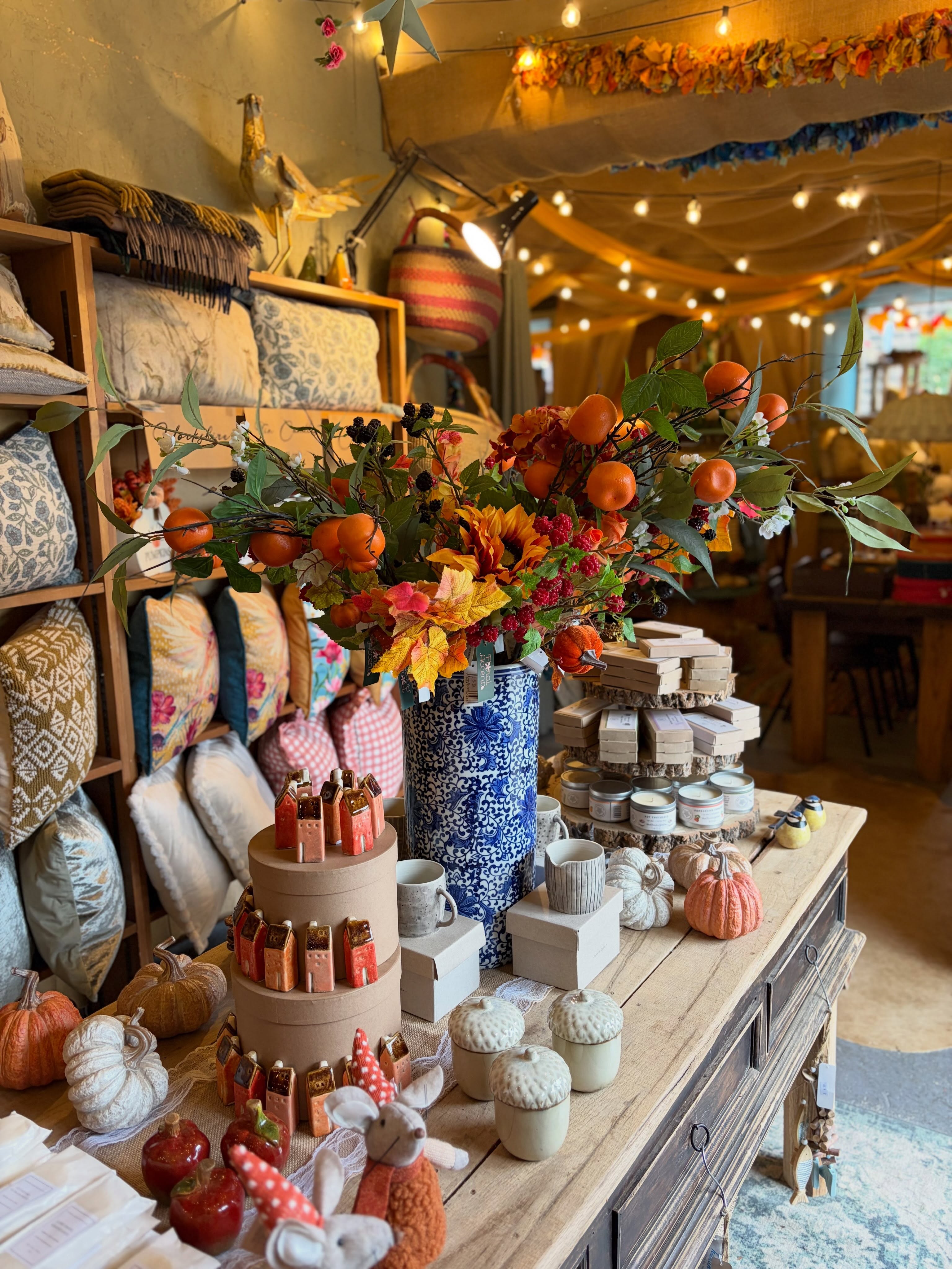 We’ve been busy behind the scenes giving the shop a little seasonal refresh, and our new autumn collection is finally here! 🤎
Beautiful handmade pieces, autumn florals, pumpkins, candles and lots of little treasures to make your home feel extra cosy this season.
We can’t wait for you to come and have a browse. 🍁🕯️
Pop in and see what’s new — there’s lots to discover! 🤎
#autumnmood #autumnhome #newseason #cosyliving #shopsmall