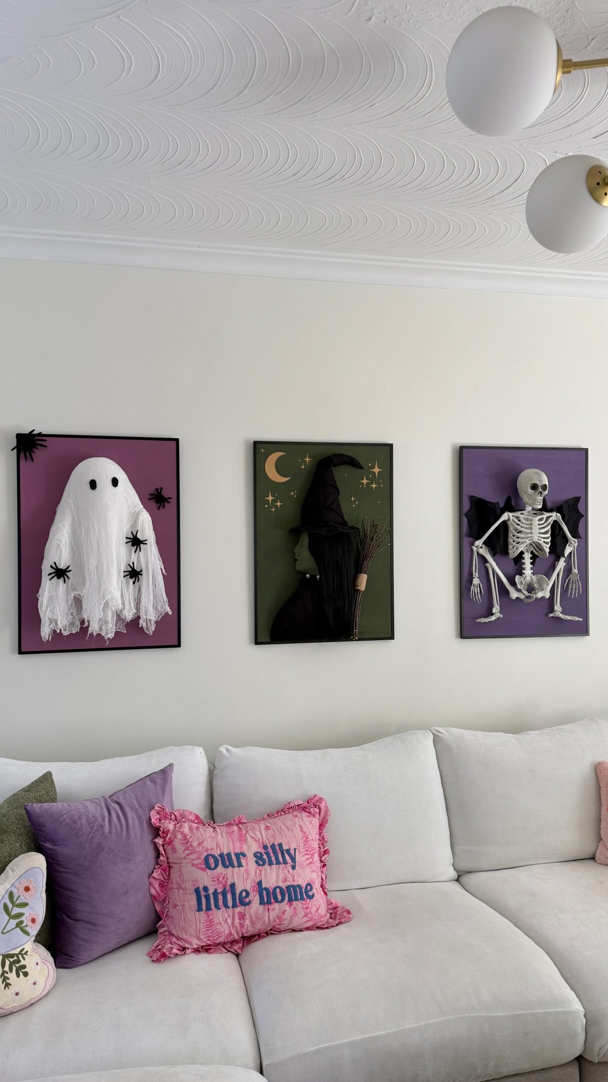 the magic is in the making 🧙♀️✨
#halloweendecorations #diycraft #diywitch #spookyseason #halloweenart
halloween crafts, dollar store finds, witch aesthetic, spooky decorating, 3D artwork