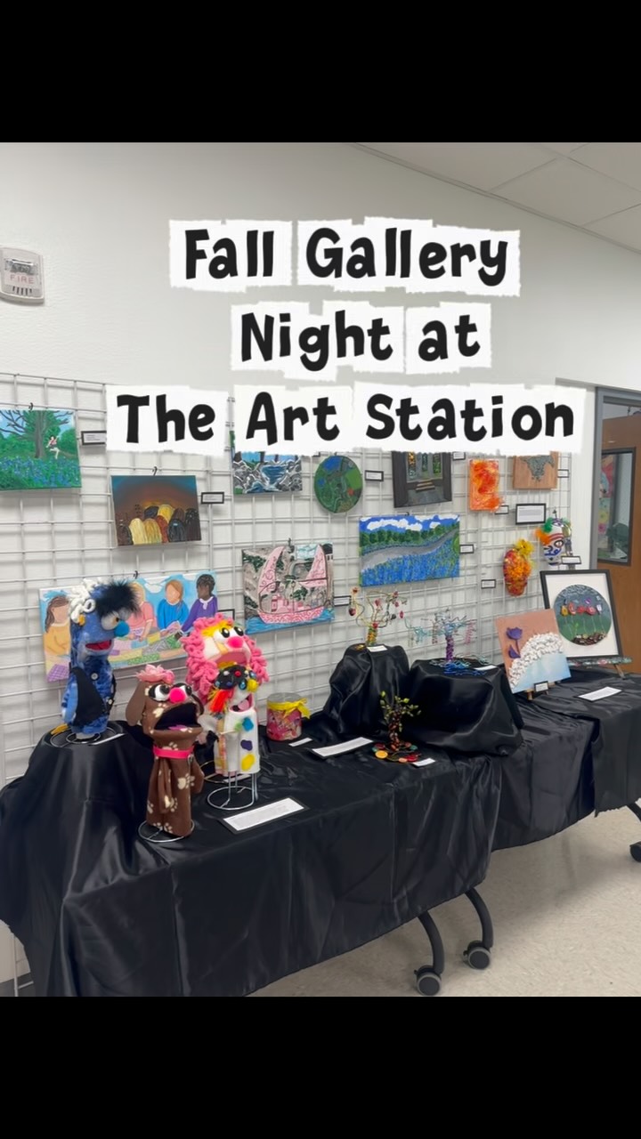 We kicked off Gallery Night with an afternoon at The Art Station 🎨
SteerFW members gathered at the Lena Pope campus for a tour of The Art Station, learning more about the space, its work, and the role art plays in our Fort Worth community.
A great way to start one of the biggest nights of the year for the visual arts in Fort Worth. Thank you to The Art Station for welcoming us!
#SteerFW #FallGalleryNight #TheArtStation