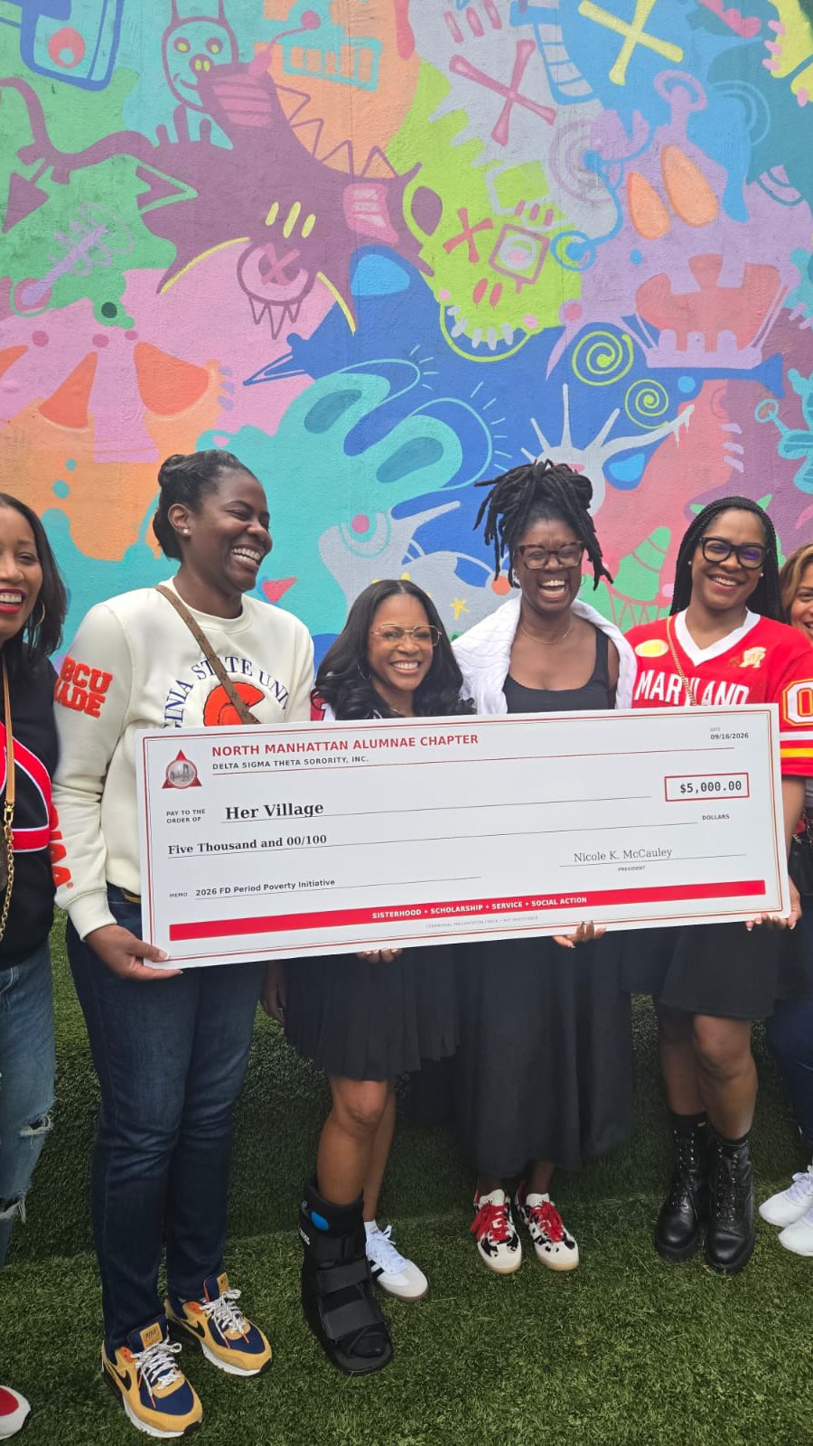Did we mention our parties had a purpose?
At our 𝐅𝐫𝐨𝐦 𝐇𝐢𝐥𝐥𝐦𝐚𝐧 𝐭𝐨 𝐭𝐡𝐞 𝐇𝐞𝐢𝐠𝐡𝐭𝐬 event, we were proud to surprise @wearehervillage with a $5,000 donation in support of the incredible work they do for NYC families.
Last year, Her Village partnered with us for our period poverty initiative that provided thousands of period supplies to women and girls across NYC. This year, we’re honored to give back to an organization making sure 250+ families have access to basic essentials including period supplies, diapers, and more!
#NMAC1980 #DST1913 #NMACintheCity