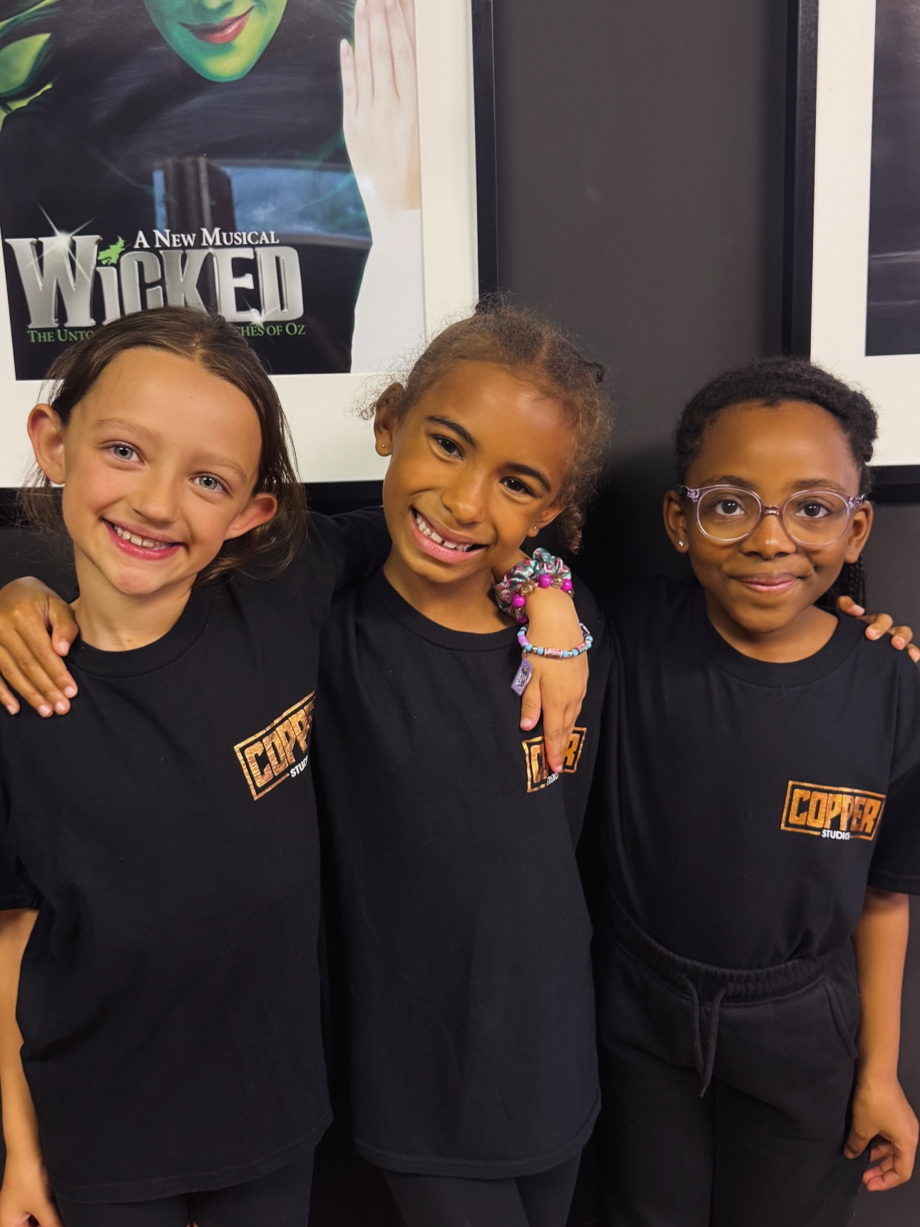 Being apart of a theatre school doesn’t just mean performing , it also means you gain friends for life🥹❤️
#copperstudios #theatreschool #friendships