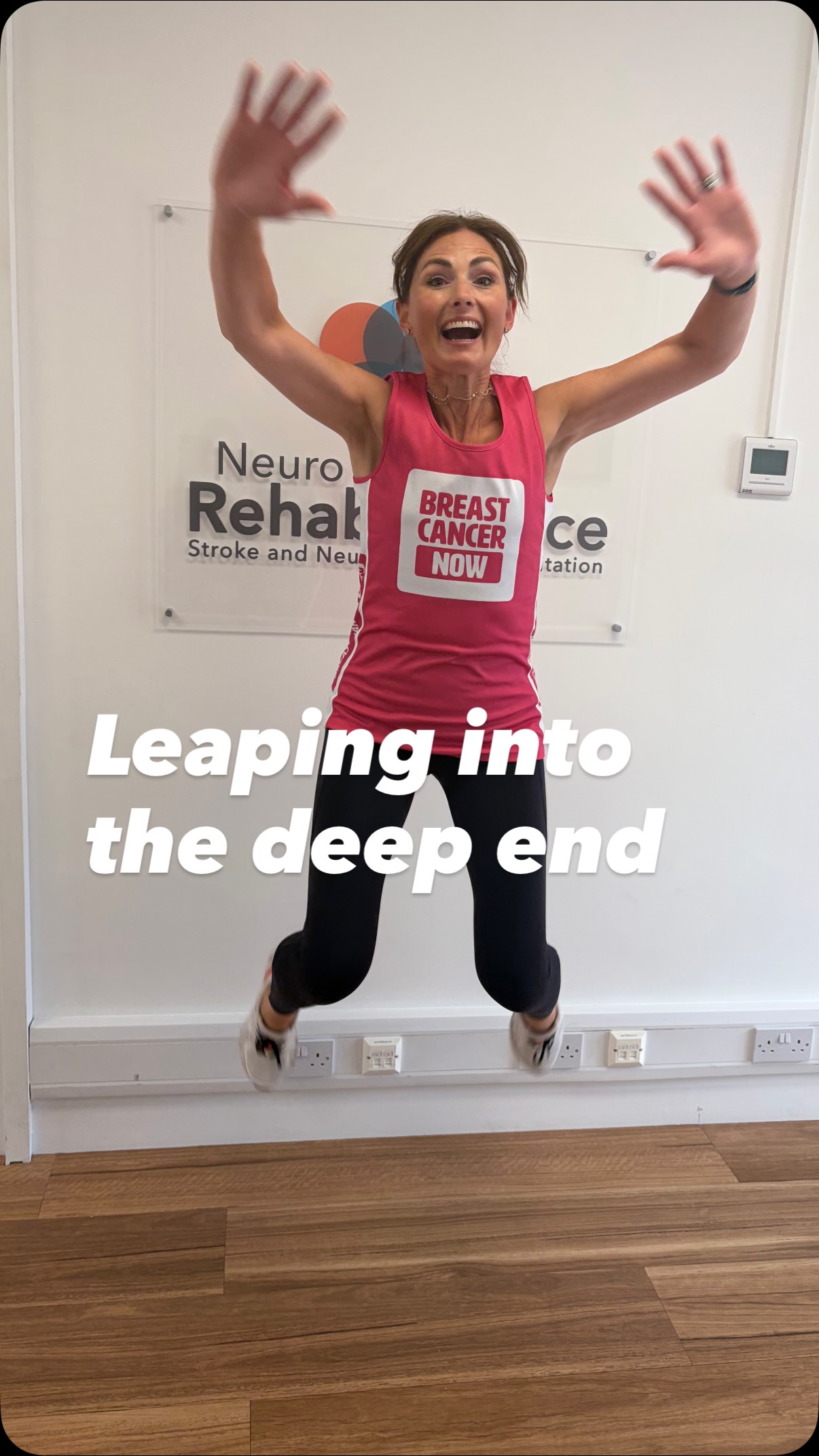 🏃♀️💗 The countdown is on…
Just over two weeks to go until our Practice Manager, Orlaith, takes on the Oysho Royal Parks @royalparkshalf Half Marathon on 11 October! 👟🌳
The training is underway : even if it means squeezing in a few stretches and little runs around the clinic! 😄💪
Over the next few weeks, we’ll be following Orlaith’s journey as she gets ready for the big day. 🏃♀️✨
But this run is for a very special reason. Orlaith is raising money for Breast Cancer Now @breastcancernow , supporting world-class research and life-changing support for people affected by breast cancer. 💗
If you’d like to support her, you can donate via link in bio ⬆️ every contribution is hugely appreciated. ❤️🙏
Orlaith’s JustGiving page- link 🔗 in our bio #breastcancer #oysho #halfmarathon #halfmarathontraining