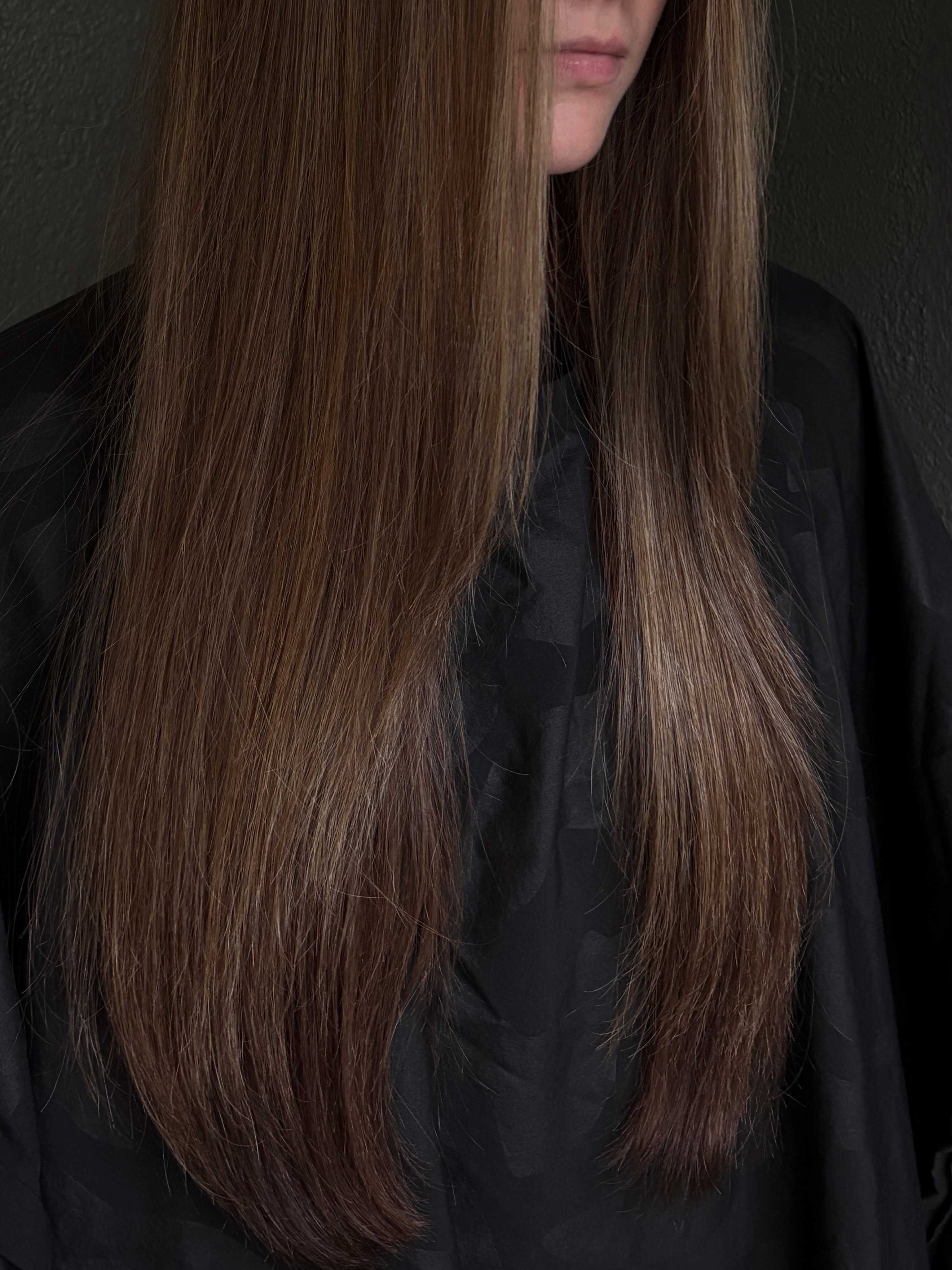 DEEP DIMENSIONAL BRUNETTE 🤎✨
-
-stylist || @hairbyxaves
#brunette #dimension