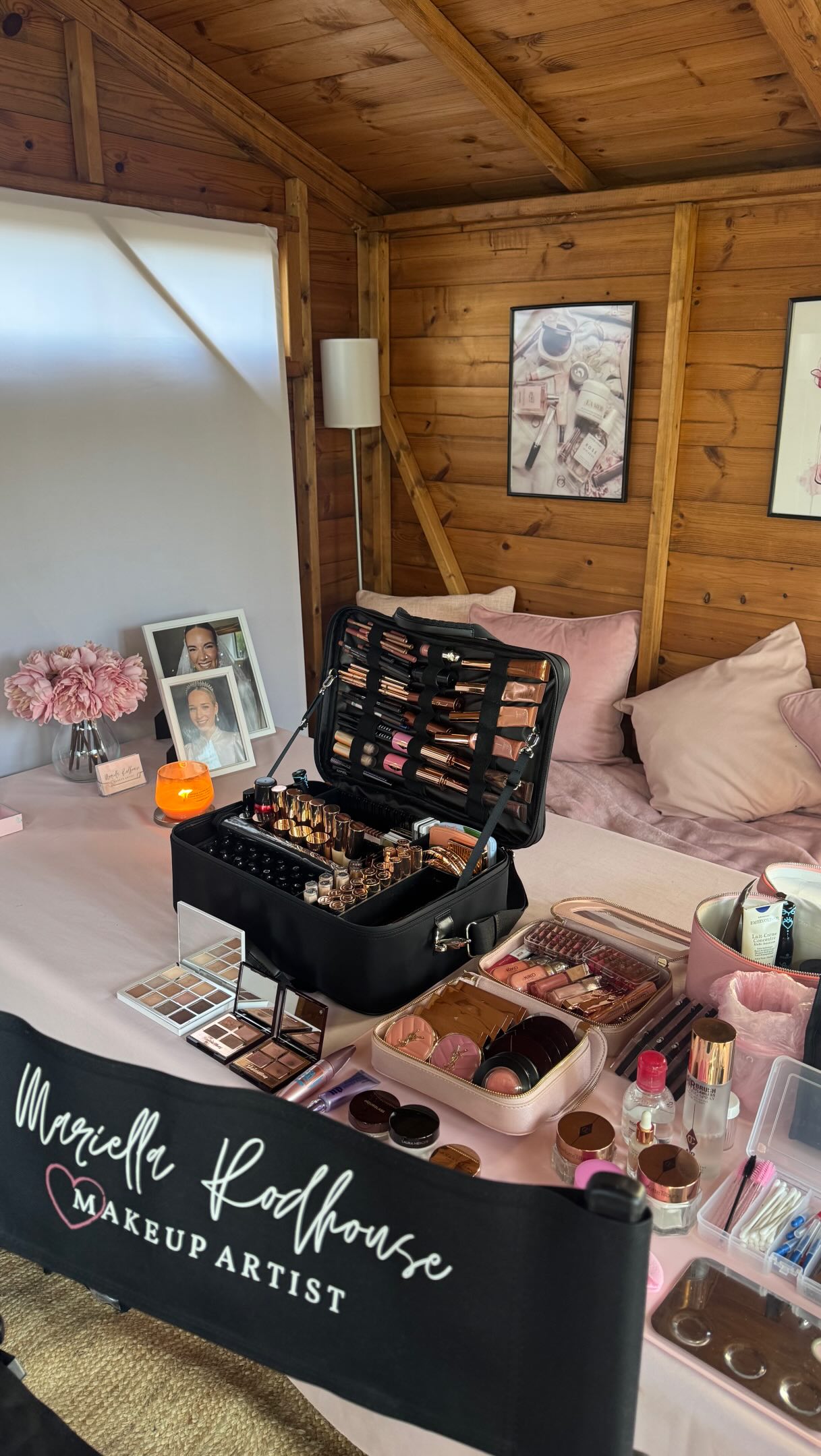 1-1 MAKEUP LESSONS 💄💗✨
Makeup truly is about how you feel. So why not take some time for yourself, to learn tips and techniques to create a makeup look that makes you glow, inside & out! It’s the definition of self love! 💕
I’ll take you through a start to finish makeup application, skincare right through to lipstick, using my kit pro, along with your makeup bag, to curate the perfect routine, and makeup look- for you! You’ll leave with heaps of tips and tricks + a ‘how to’ lesson booklet, to keep on hand when you recreate your looks 🙌🏼
So if you fancy having a pamper, a play with makeup, learning techniques that are personal to you, and your own makeup routine- I’D LOVE TO HEAR FROM YOU 🤩⭐️
Pop an enquiry through me website and we can get a date booked in 💌
One of my favorite parts of my job is sharing my knowledge and passion for makeup, with my clients- so I can’t wait to chat all things makeup with YOU!