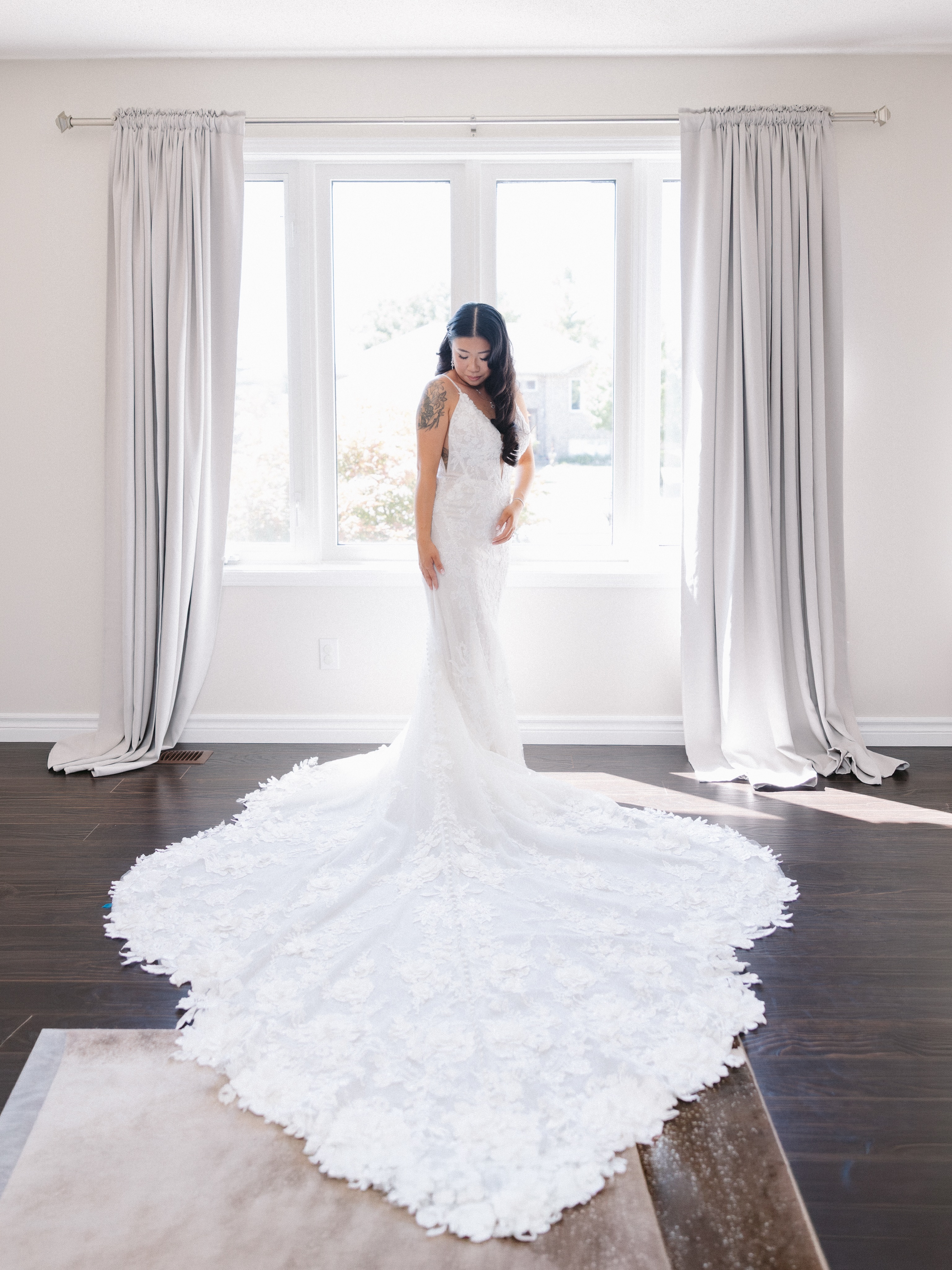 How it started vs. how it ended.
The morning getting ready vs the final sunset of the wedding day 🌅
Photo & Video: @blinkphotographywindsor
Venue: @stclaircollegecentre4arts
MUA: @amvbmakeup_
Windsor Wedding Photographer • Windsor Ontario Photographer • Detroit Wedding Photographer • Windsor Essex Photographer • Luxury Wedding Photography • Editorial Wedding Photographer • Documentary Wedding Photography • Windsor Engagement Photographer • Detroit Engagement Photographer • Windsor Newborn Photographer • Windsor Family Photographer • Ontario Wedding Photographer • Michigan Wedding Photographer • Blink Photography Windsor