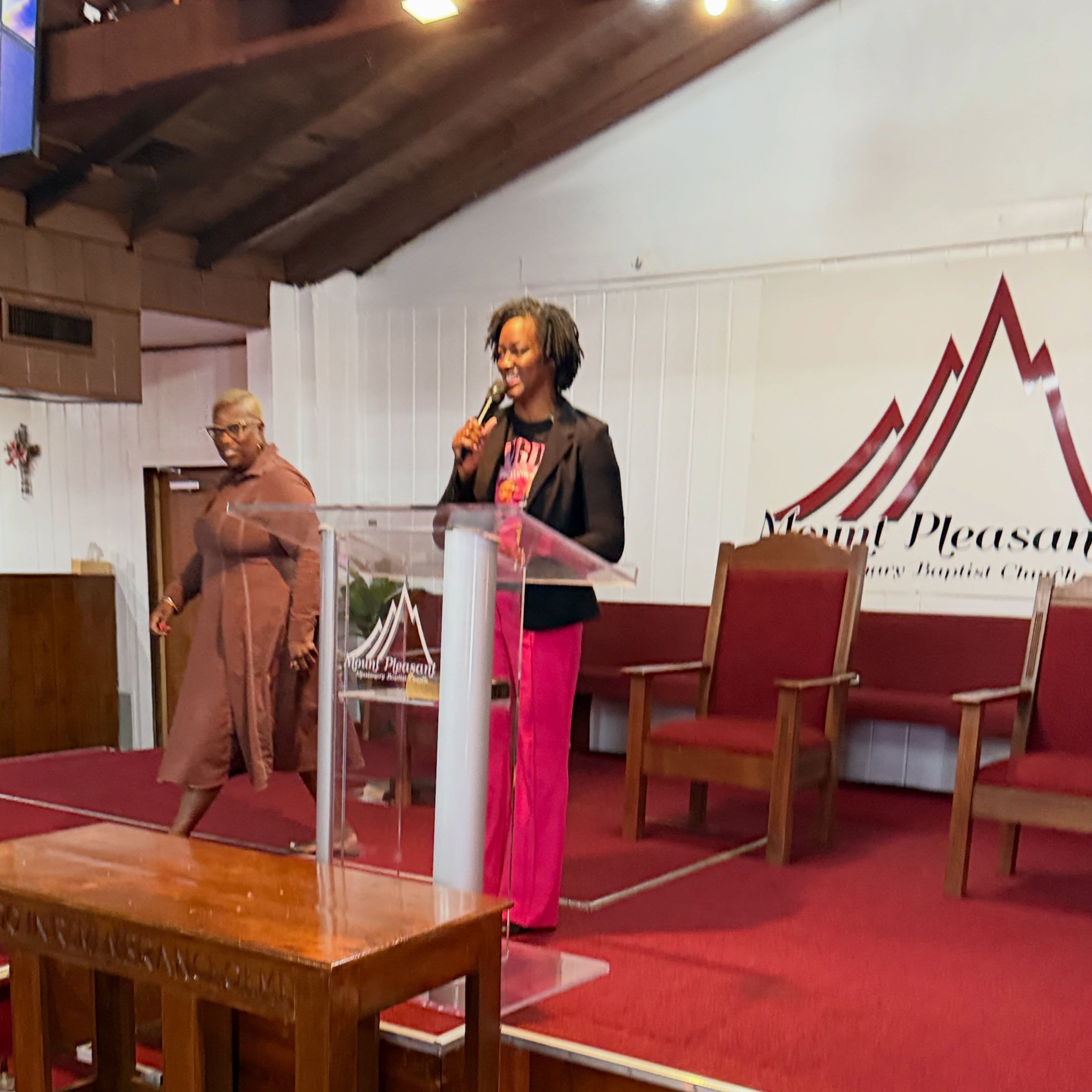 Stopped by Mount Pleasant Missionary Baptist Church in Harlem Heights with Angie Nixon and Michelle Rayner. Angie is putting in the work to connect with folks across the state. Let’s put in the work to get her elected to serve the people! #swfl #fortmyers #election2026