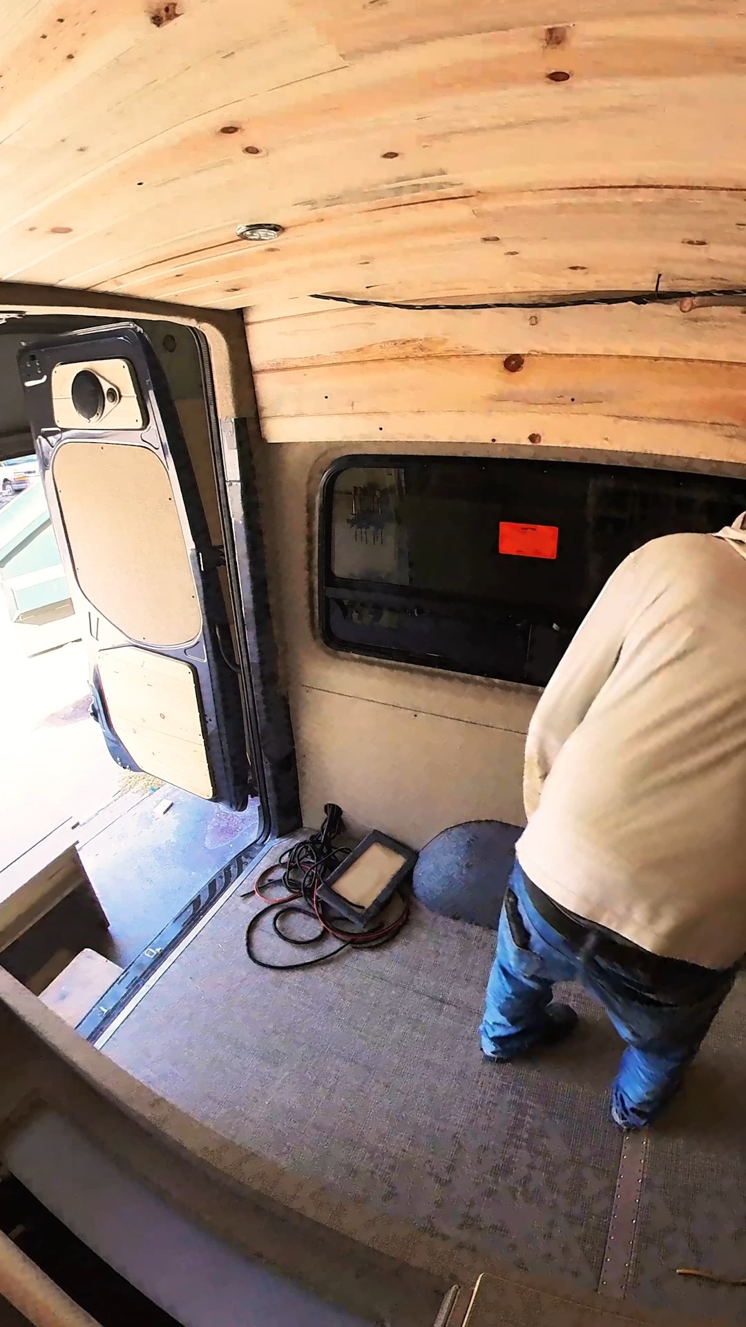 970.699.6000 • coloradocampervan.com
#coloradocampervan #poptop
#vanconversions #vanbuilders #vanfam #vanlife