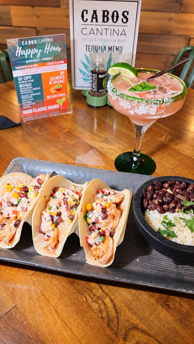 ¡Que viva el sabor mexicano! 🌮🍹 Good food, margaritas, and plenty of reasons to stay awhile. See you at Cabo’s Cantina! 🇲🇽