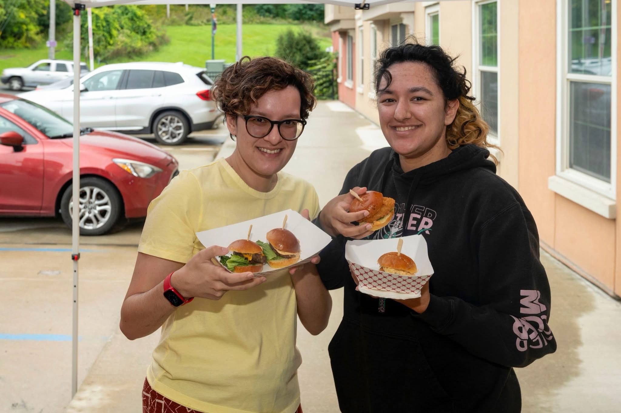 Welcome back to Troy, Russell Sage Families!
While you’re here visiting your student during family weekend, why don’t you check “Secure Housing for Next Year” off the list!
Stop by on Sunday morning before you hit the road back home + grab a coffee on us! Just let us know you’re coming by calling 518-720-0300! Tom’s Coffee Truck will be parked right outside our Student Housing Property!
See you then!