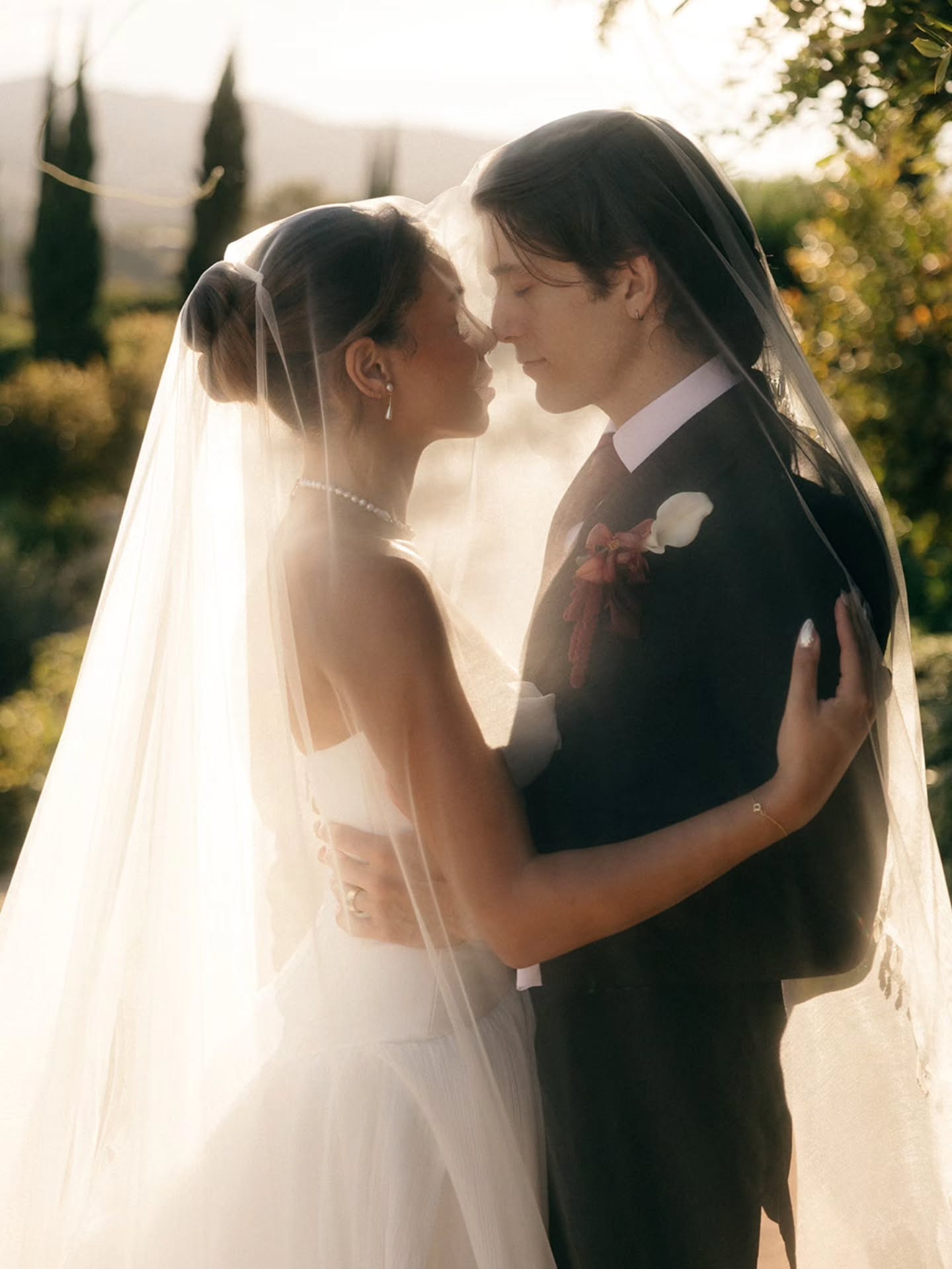 Elegant destination weddings with a refined Mediterranean aesthetic.
From intimate celebrations to beautifully considered destination weddings, we create celebrations that feel personal, effortless and timeless.
Spain • Marbella • Málaga • Lake Como
Contact us for bookings & more information
lali@oceanweddingsspain.com
Photo @thelightboxtales