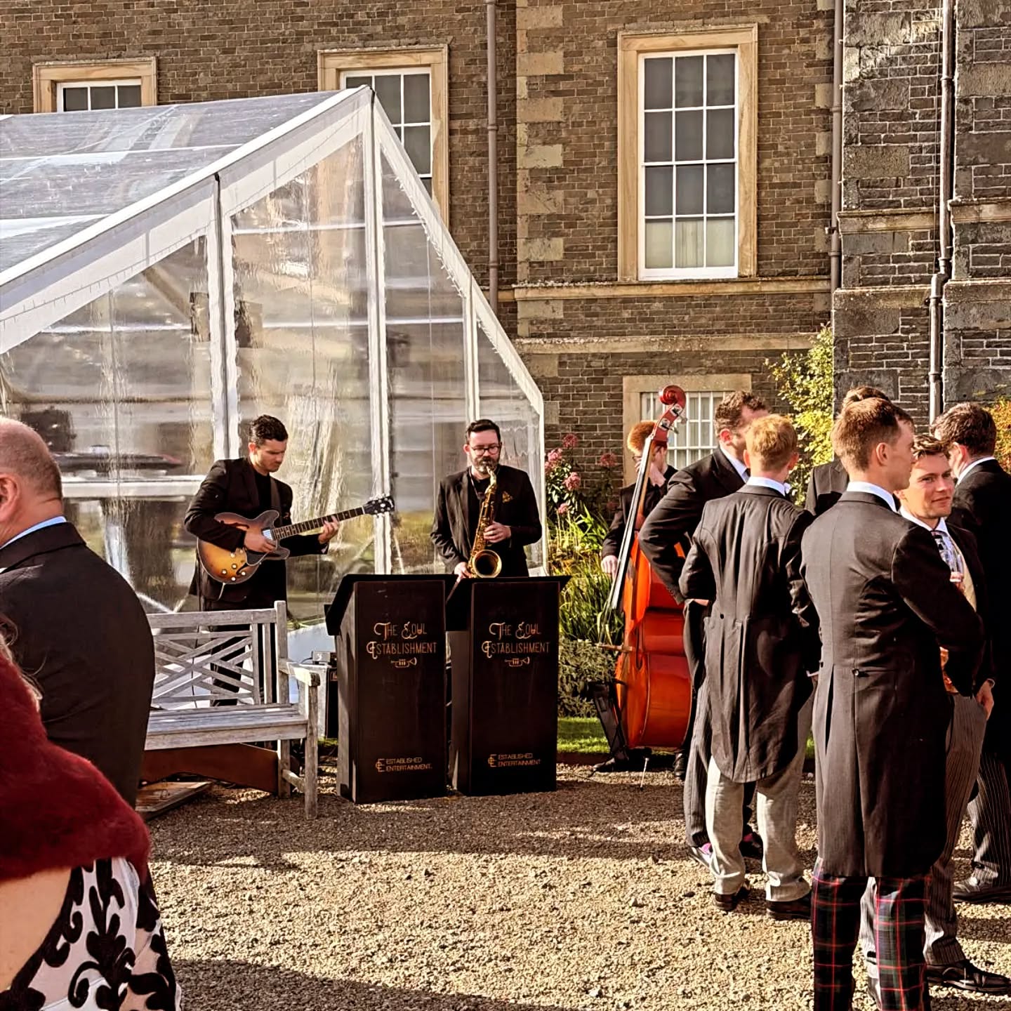 Looking for a jazz trio?
We have it covered.
.
info@establishedentertainment.co.uk
.
.
.
.
.
.
.
.
.
.
.
.
#jazztrio #drinksreceptionmusic #scotlandwedding #luxuryscottishwedding #scottishweddingsupplier