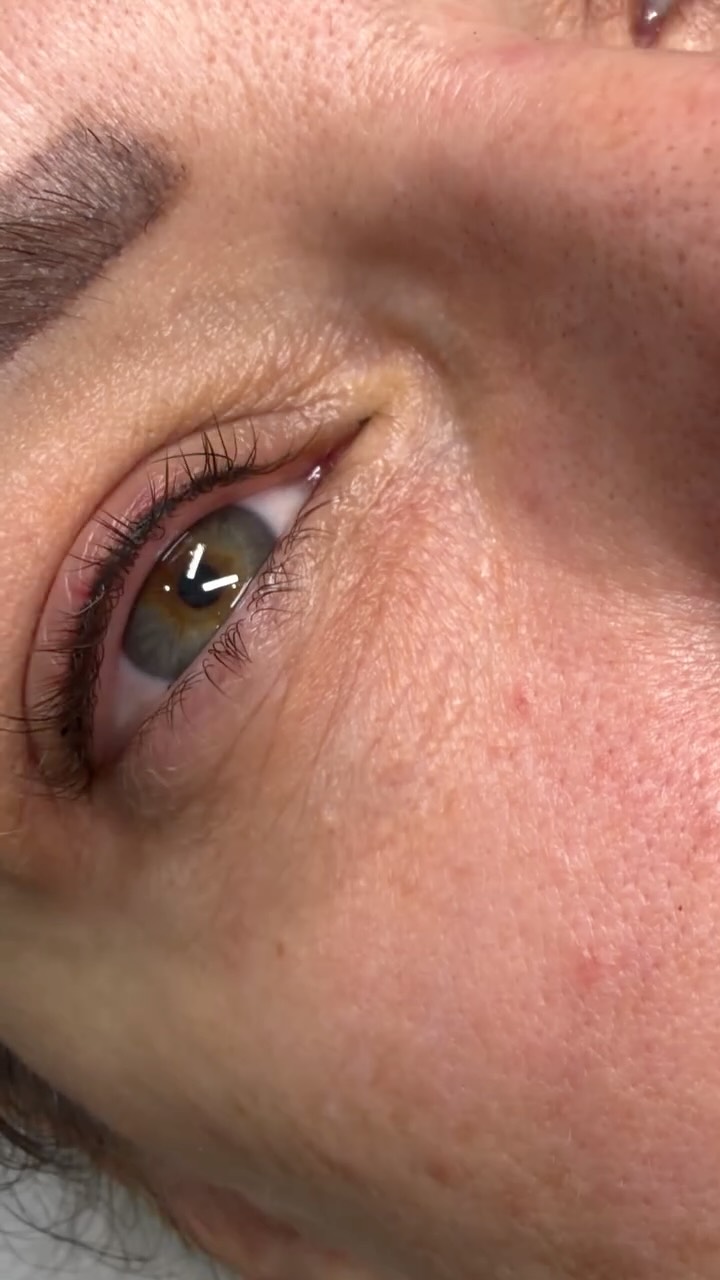 Wake up with your eyeliner already done. 👀✨
Semi-permanent eyeliner that stays defined without daily makeup or smudging. Save time every morning and keep your eyes effortlessly polished.
New clients: 10% OFF with code NEW10 when booking directly through my website.
www.belenspmustudio.com
info@belenspmustudio.com
#eyeliner #pmu #permanentmakeup #spmucardiff #cardiffbeauty
