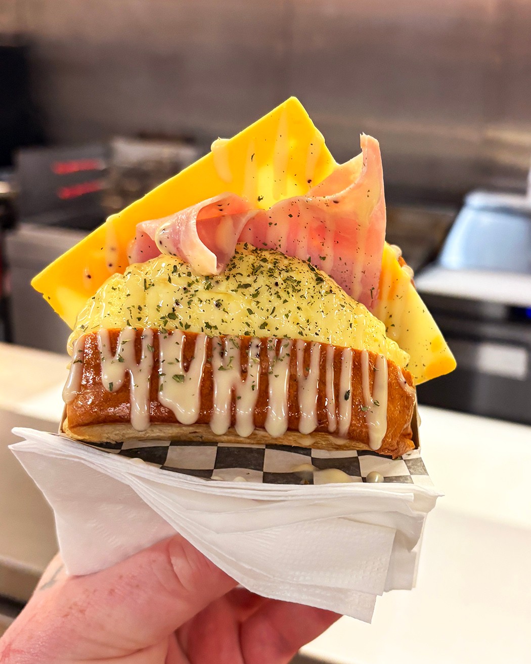 NEW VENDOR ✨
Welcome to the market, Loobapbap. Serving freshly made Korean street food, including their signature Korean Egg Toast with freshly baked Brioche bread, flavourful cupbap - rice bowls, kimbap - rice rolls and more, all delicious and made with love.
Find them every market day in Peddler's Village