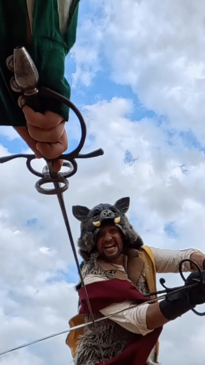 Tilt Fight!
Lord Tarquin and Rasher from @loxwood_joust
⚔️ @dougieboyall @craigdowson
🎥 @insta360 @insta360_uk