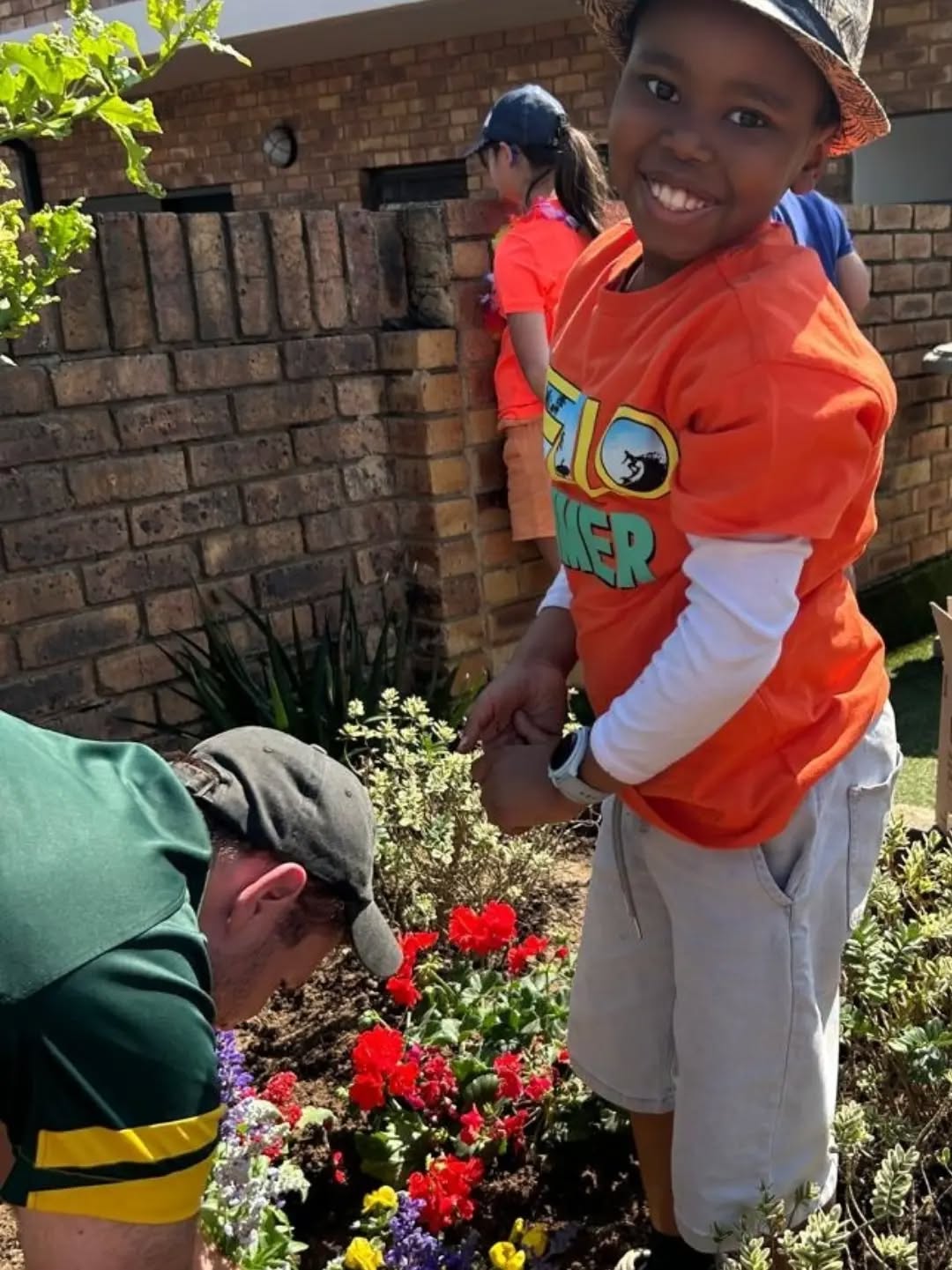 Spring has arrived at Amedeo College!
Here’s to brighter days, fresh beginnings and the joy of learning and growing together. Happy Spring Day to our wonderful learners, families and staff!
.
.
#AmedeoCollege #SpringDaySA #Rivonia #SandtonSchools #JohannesburgSchools