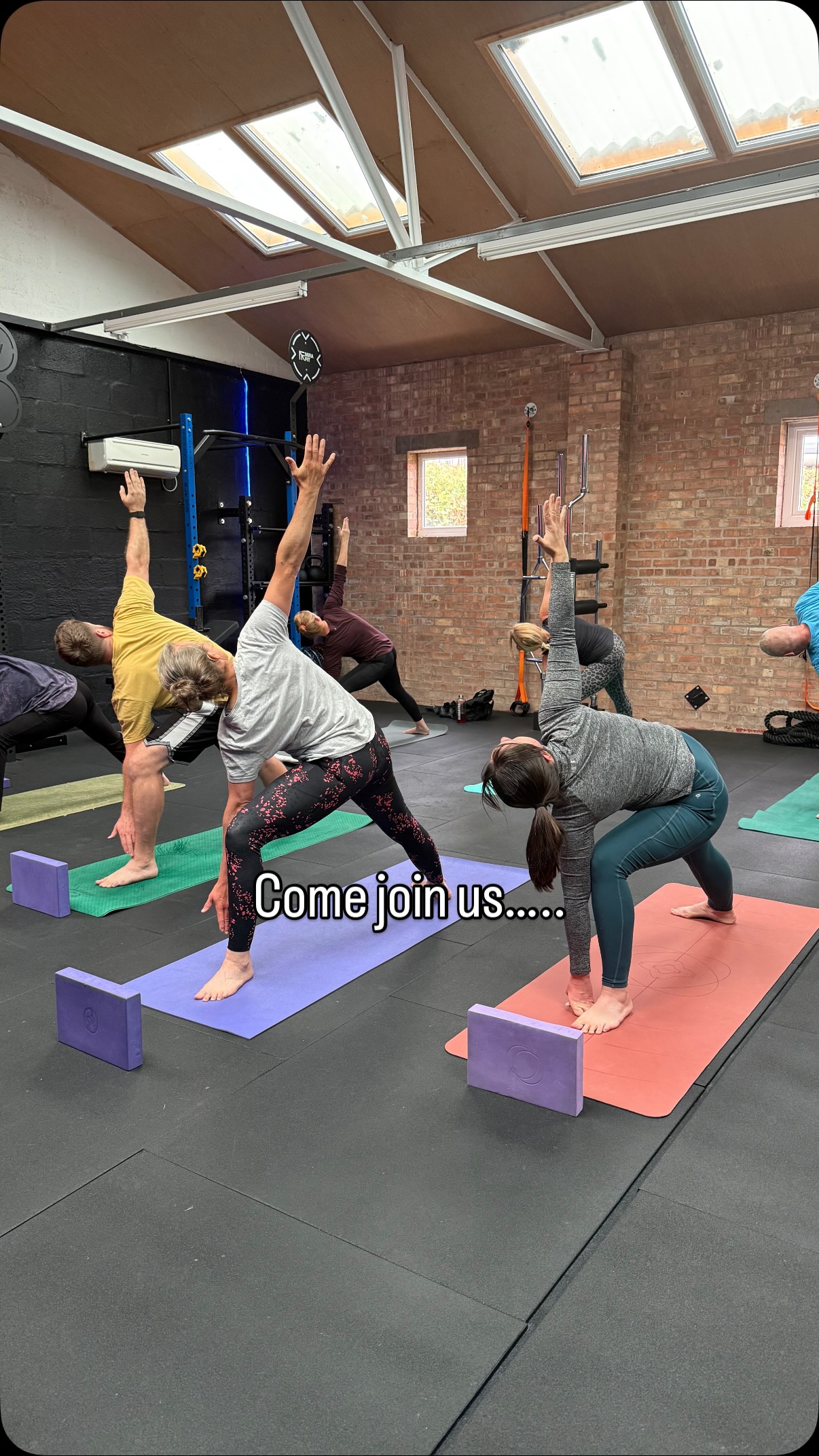 A little glimpse of what goes on at FloFitness… from yoga and Pilates to dance, fitness, line dancing, aerial yoga and everything in between!
Whether you want to try something completely new, get moving, build strength, have a laugh or simply find your people, there’s plenty to get stuck into. 🪩🧘🏼♀️💃🏼
Different classes, different ways to move, one lovely community. 💜
Come and join us! ✨
#malvern #malvernclasses #movetogether #letsgetfit #flofitness