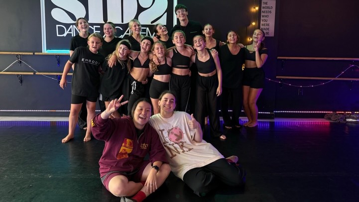 Thank you, @azuki.u + @ciennahintz , for an incredibly inspiring and challenging week. 🤍
The growth. The artistry. The push. The energy.
Watching our dancers rise to the challenge and leave the room inspired gives us ALL the goosebumps. ✨