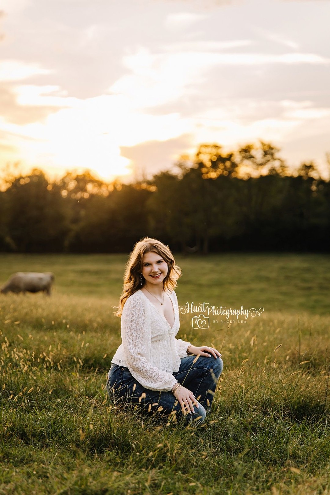 Senior year goes by fast, capture this chapter with portraits that feel like you. Class of 2027, your session starts here: www.hueitphotography.com
#ClassOf2027 #SeniorPortraits #SeniorYear