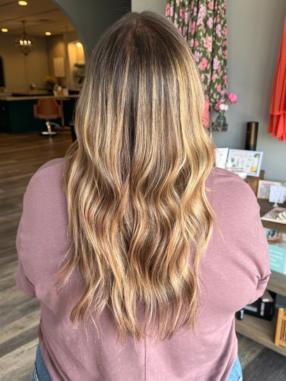 Fall hair is calling. 🍂✨
There’s just something about this time of year that makes a fresh color feel extra good — a little more dimension, a little more richness, a little “okayyyy, new season me.” 😂
Whether you’re ready for a noticeable change or just want to refresh what you already love, your stylist can help you find a color that works with your hair, your maintenance goals and your real life.
So… are we going warmer, richer, brighter or darker this fall? 👀
#PinUpCurls #FallHair #FallHairColor #FortWayneHair #FortWayneSalon #HairInspo #FallInLove #BeautyFeelsBetterHere