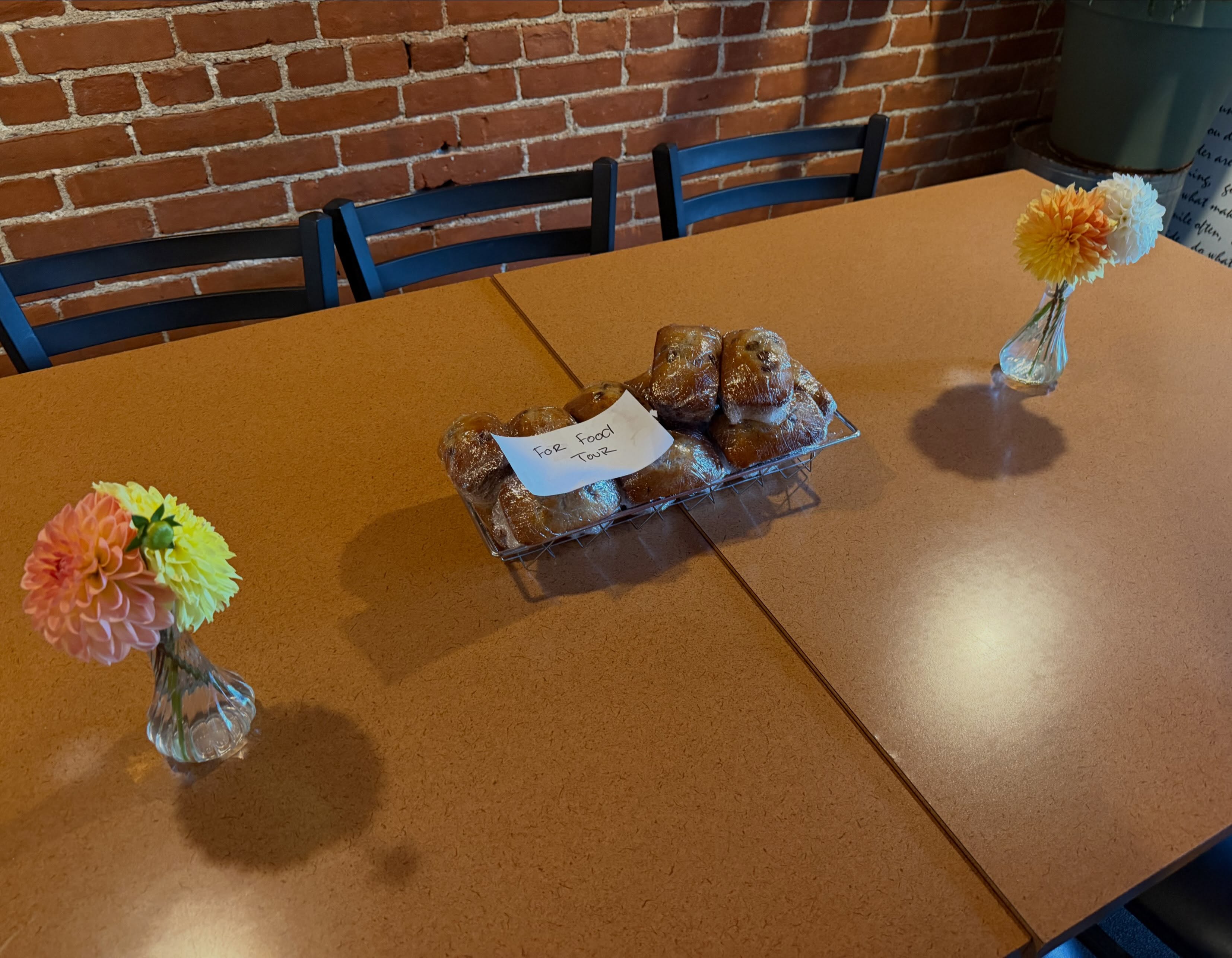 We’ve got a spot saved just for YOU on our next & FINAL #NorthEastFoodTour of the season!☕️🍪🍩🍝🍷
Sunday, October 18th
11:00am-2:00pm
🎟️ Tickets available at www.eriefoodtours.com