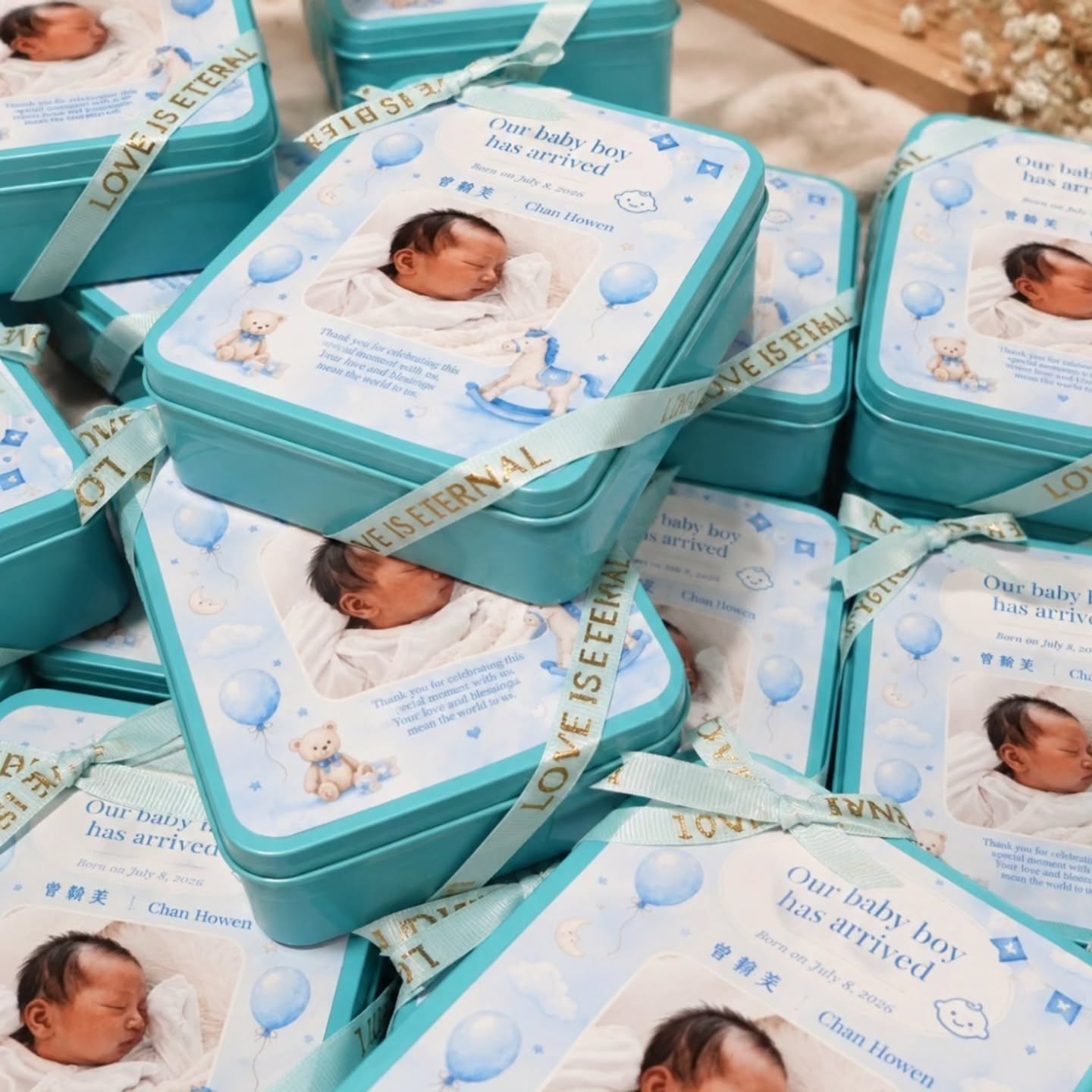 ✨ Throwback to little baby Howen 🤍
Happy Full Moon, little Howen! 🍼🌙
Looking back at this sweet little celebration brings back so many warm memories.
We’ve been busy preparing Full Moon gifts month after month, and we’re truly grateful for every Mommy & Daddy who trusted *Venice Cookies House* to be part of such a special milestone. 🥰
Every little gift carries a little sweetness, a little blessing, and lots of love. 🎁🍪
Thank you for letting Venice Cookies be part of your family’s precious moments. 🤍
Happy Full Moon, little Howen!
May you grow up healthy, happy, and surrounded by love. 🌙✨
#venicecookies #fullmoon #buttercookies #gifting