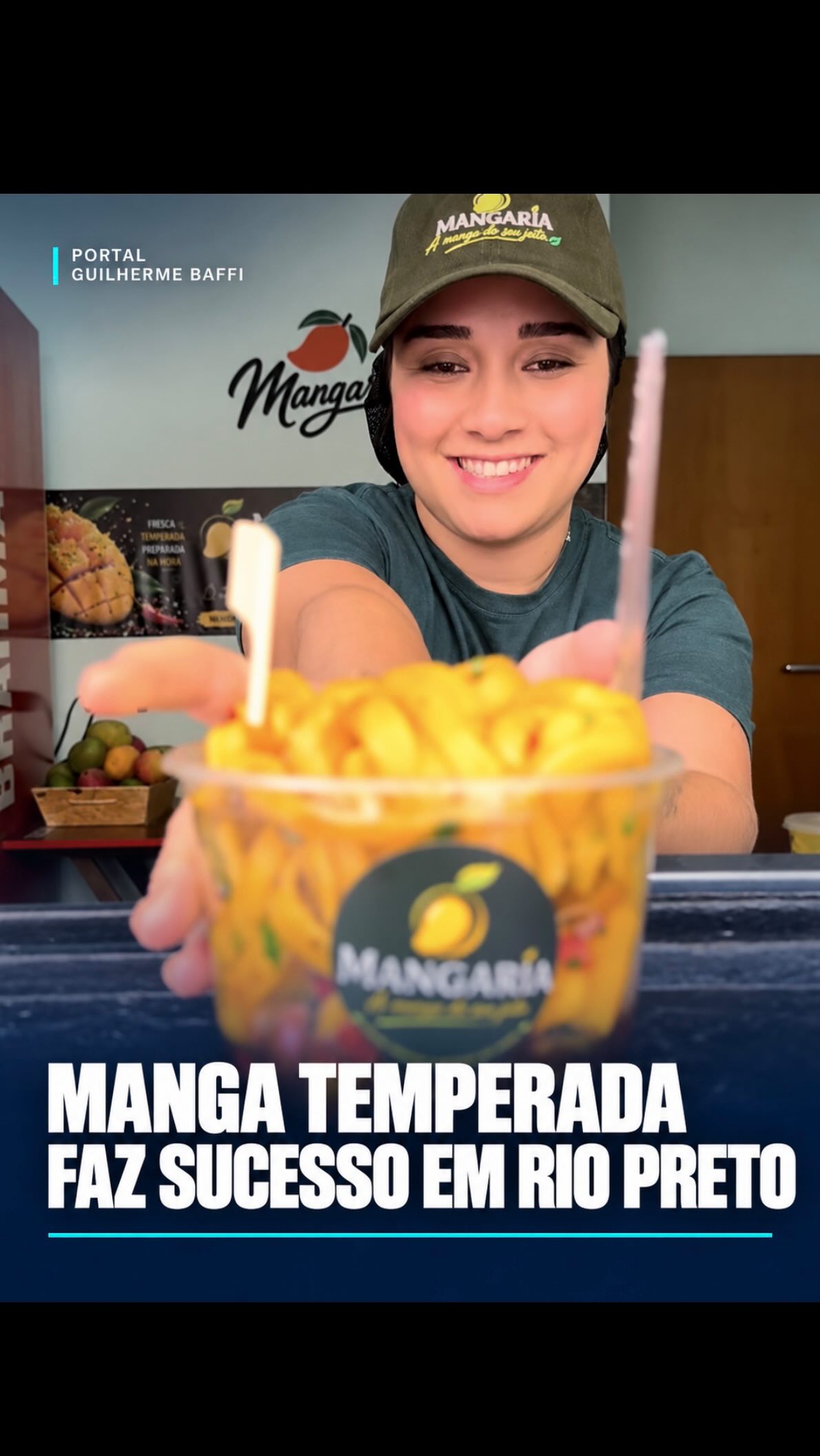 FEBRE DO MOMENTO: MANGA TEMPERADA FAZ SUCESSO EM RIO PRETO
Uma combinação simples que ganhou as redes sociais também está conquistando os consumidores de Rio Preto. A manga temperada, preparada na hora e servida com diferentes combinações de temperos, virou tendência e também oportunidade de negócio.
Na cidade, a Mangaria, comandada pela empresária Jennifer Né, aposta justamente nessa febre. A proposta é servir mangas frescas preparadas na hora, com opções para quem prefere a fruta verde ou madura e diferentes combinações de temperos.
A novidade ganhou força principalmente com vídeos publicados nas redes sociais, que mostram o preparo da fruta e despertam a curiosidade de quem ainda não experimentou. Em Rio Preto, a tendência já conquistou público e a Mangaria reúne mais de 3,2 mil seguidores no Instagram.
A Mangaria fica na rua Abraão Thome, 200, em Rio Preto.
Mais informações no Portal Guilherme Baffi.