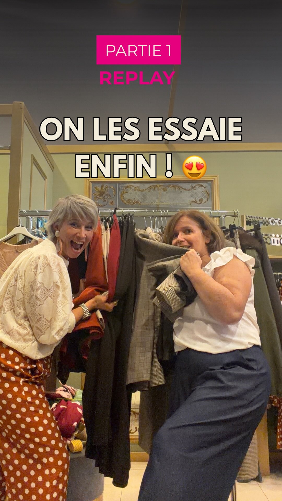 Hier, je vous montrais les nouveautés Rue des Abbesses sur cintre… Aujourd’hui, place aux essayages avec Delphine ! 😍
Tailleurs, imprimés, bermuda : on voit enfin ce que ces pièces donnent portées, et on commence à imaginer les looks ✨
Installez-vous, c’est la partie 1/3. Et si la vidéo s’arrête brusquement… le téléphone de la boutique avait visiblement envie de participer au live 😂
Les nouveautés arrivent sur la boutique en ligne ce week-end.
#comtessedeblois #ruedesabbesses #essayagemode