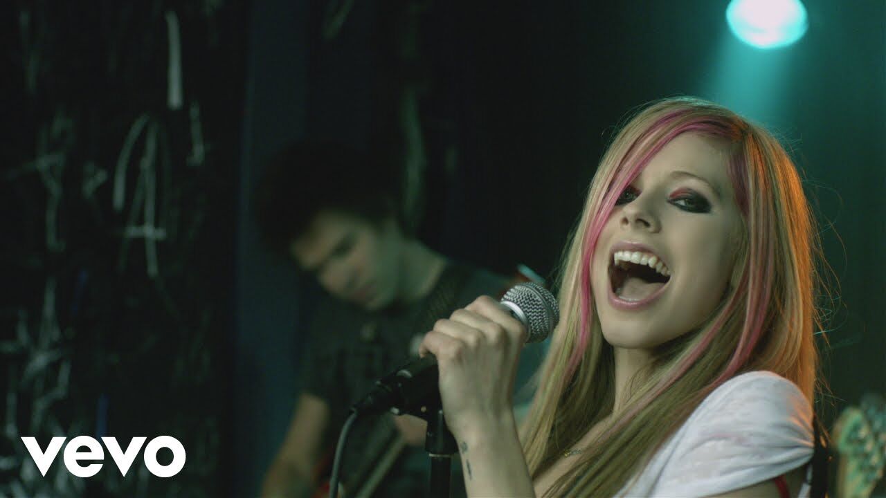 Happy birthday to singer Avril Lavigne ('Complicated,' 'Let Go,' 'Girlfriend'). #MusicIsLife https://youtu.be/tQmEd_UeeIk