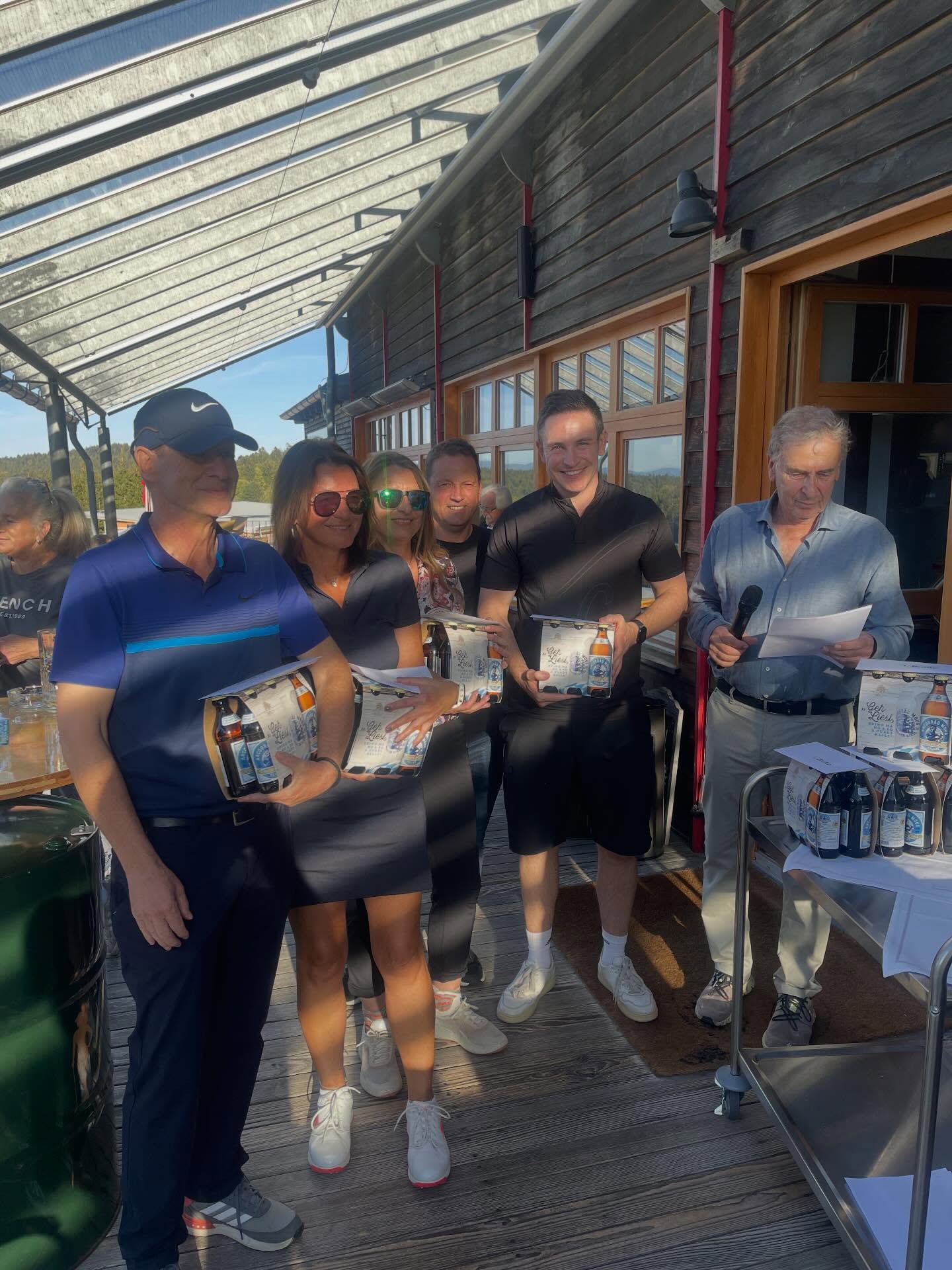 Das Turnier der Platzarbeiter fand am Wochenende bei top Bedingungen statt. Der Dank gilt natürlich unserem Team um Head Greenkeeper Hans Niebauer,das bei jeder Witterung dafür sorgt, dass unser Platz in einem tollem Zustand ist! Danke für das schöne Turnier. 🏌🏻♀️🏌️♂️⛳️