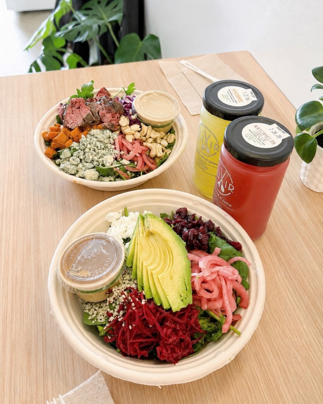 POV: you found your new favorite healthy lunch spot in Midtown 👀
Whether you’re craving a fresh juice, a signature salad, a warm bowl, a superfood smoothie, or one of their wellness shots, @enjoy_elixir has something for every craving.
This is your sign to add Elixir to your lunch rotation ASAP
#MidTownReno #MidTownRenoRestaurant #MidTownRenoBar #EatLocalReno