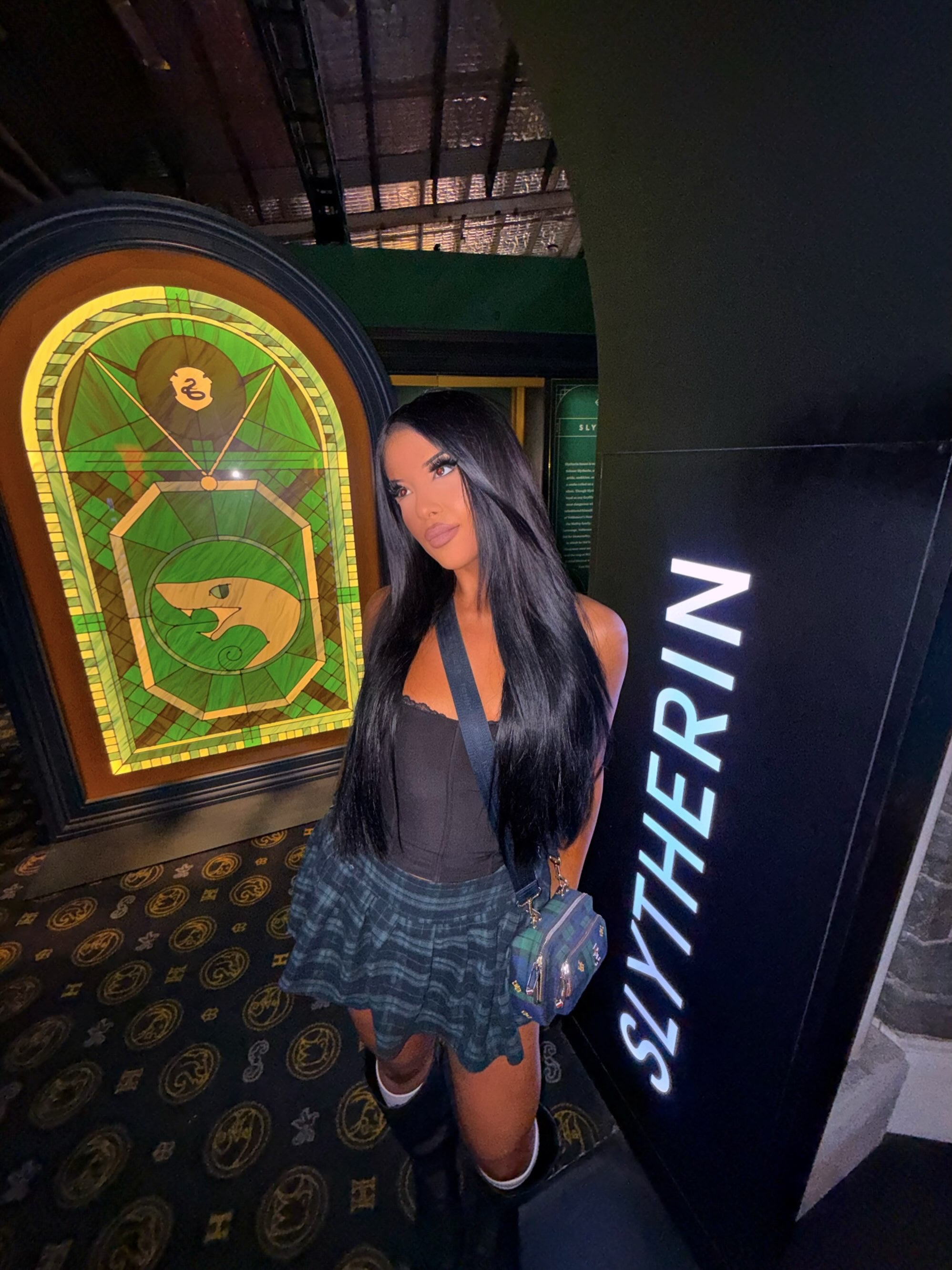 If you donβt like Harry Potter we canβt be friends π€π¦
#movewithamk #brandingwithamk #stepintomyworld #harrypotter #slytherin